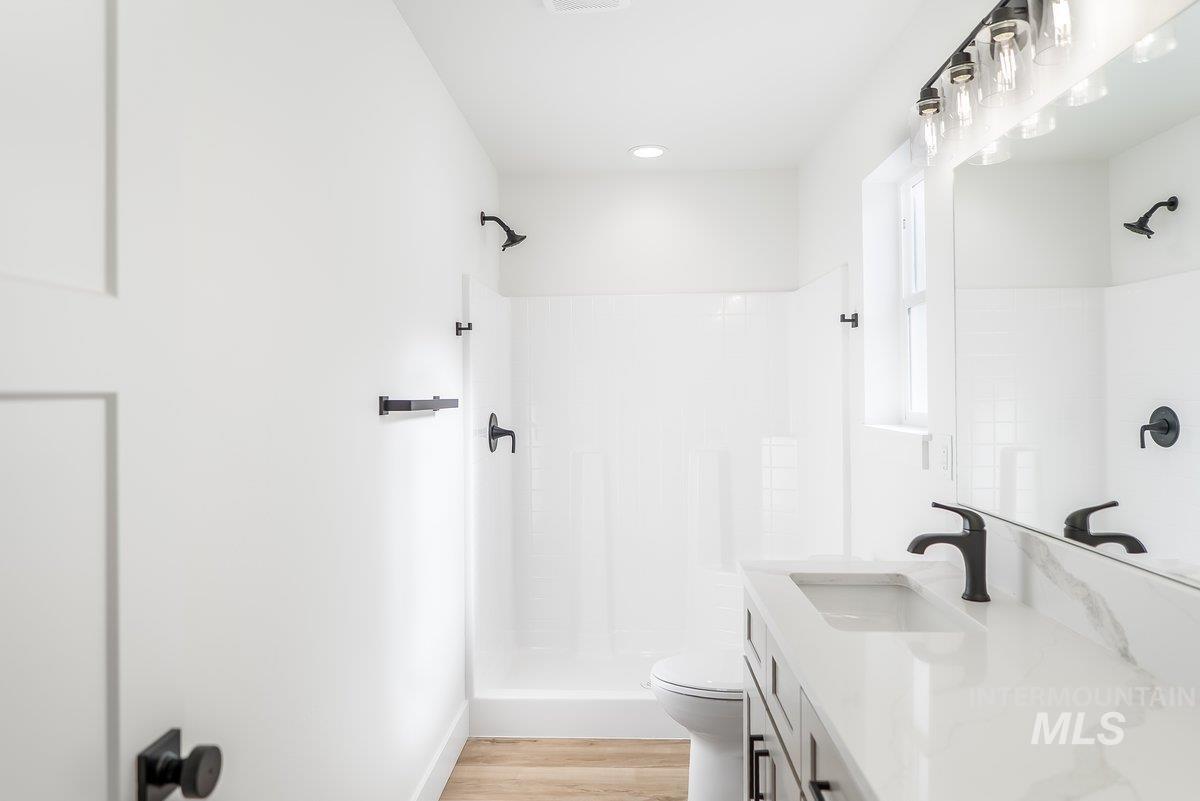 938 Gregory Way, Twin Falls, Idaho 83301, 4 Bedrooms, 2 Bathrooms, Residential For Sale, Price $389,900,MLS 98963544