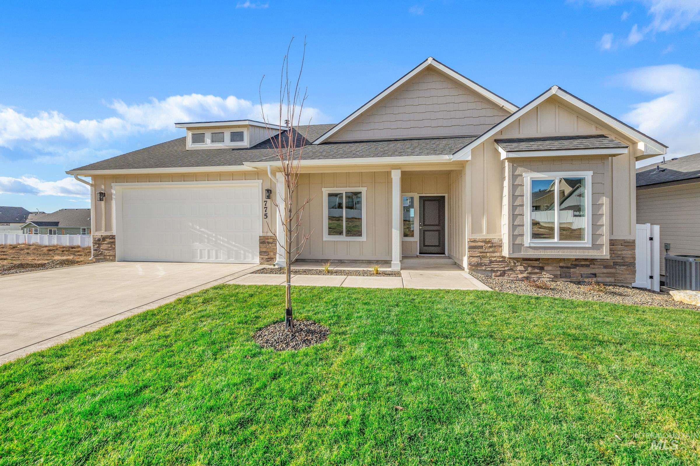 775 Oakmont St., Payette, Idaho 83661, 3 Bedrooms, 2 Bathrooms, Residential For Sale, Price $429,900,MLS 98963556