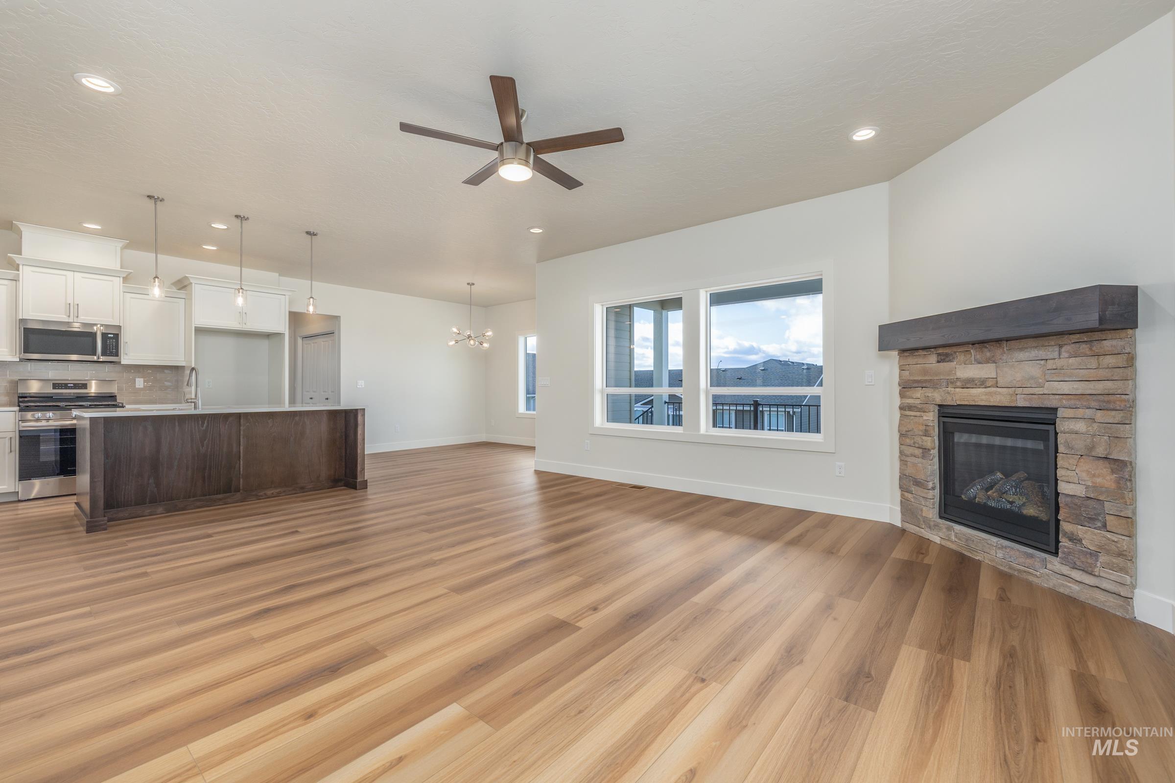 775 Oakmont St., Payette, Idaho 83661, 3 Bedrooms, 2 Bathrooms, Residential For Sale, Price $429,900,MLS 98963556