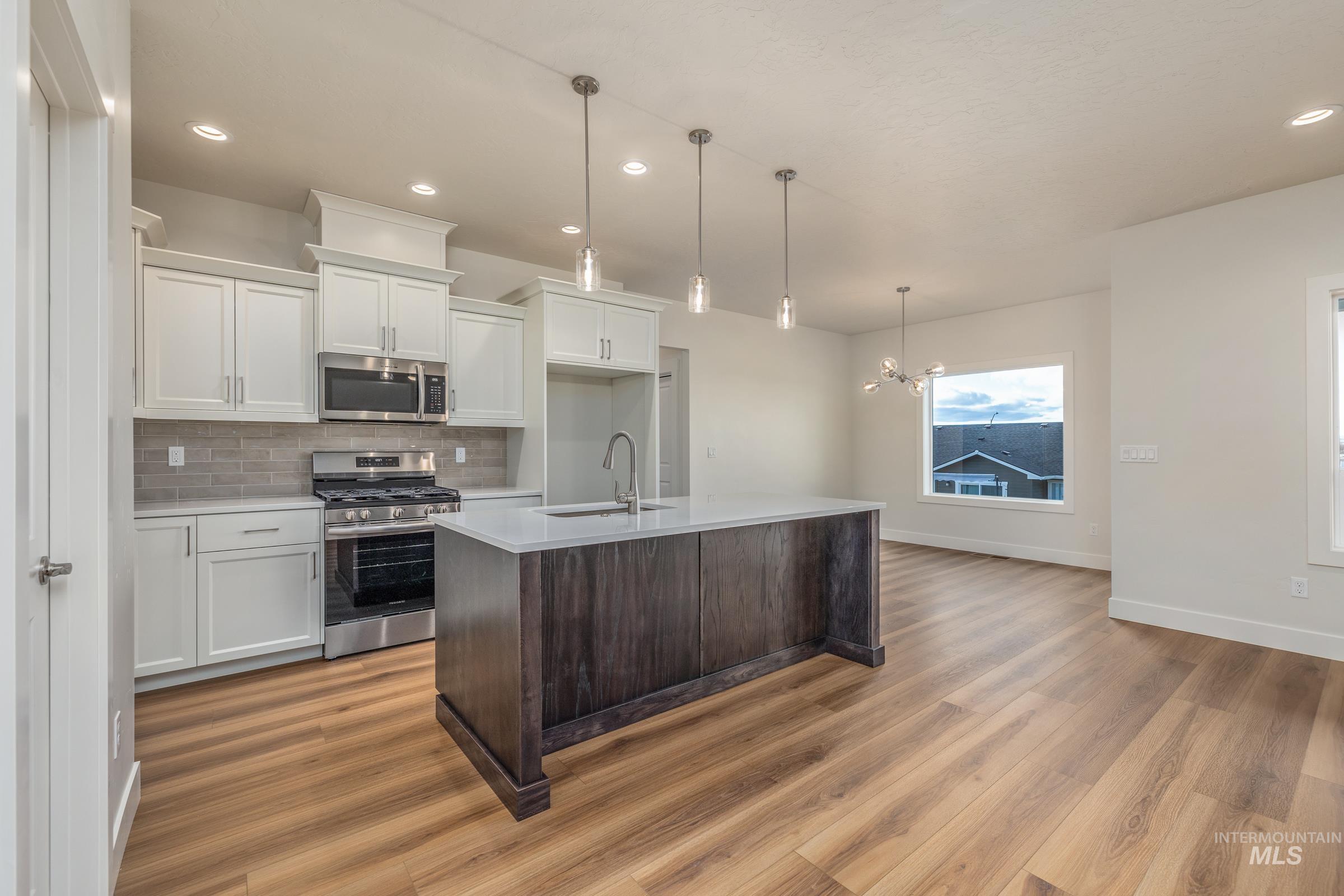 775 Oakmont St., Payette, Idaho 83661, 3 Bedrooms, 2 Bathrooms, Residential For Sale, Price $429,900,MLS 98963556