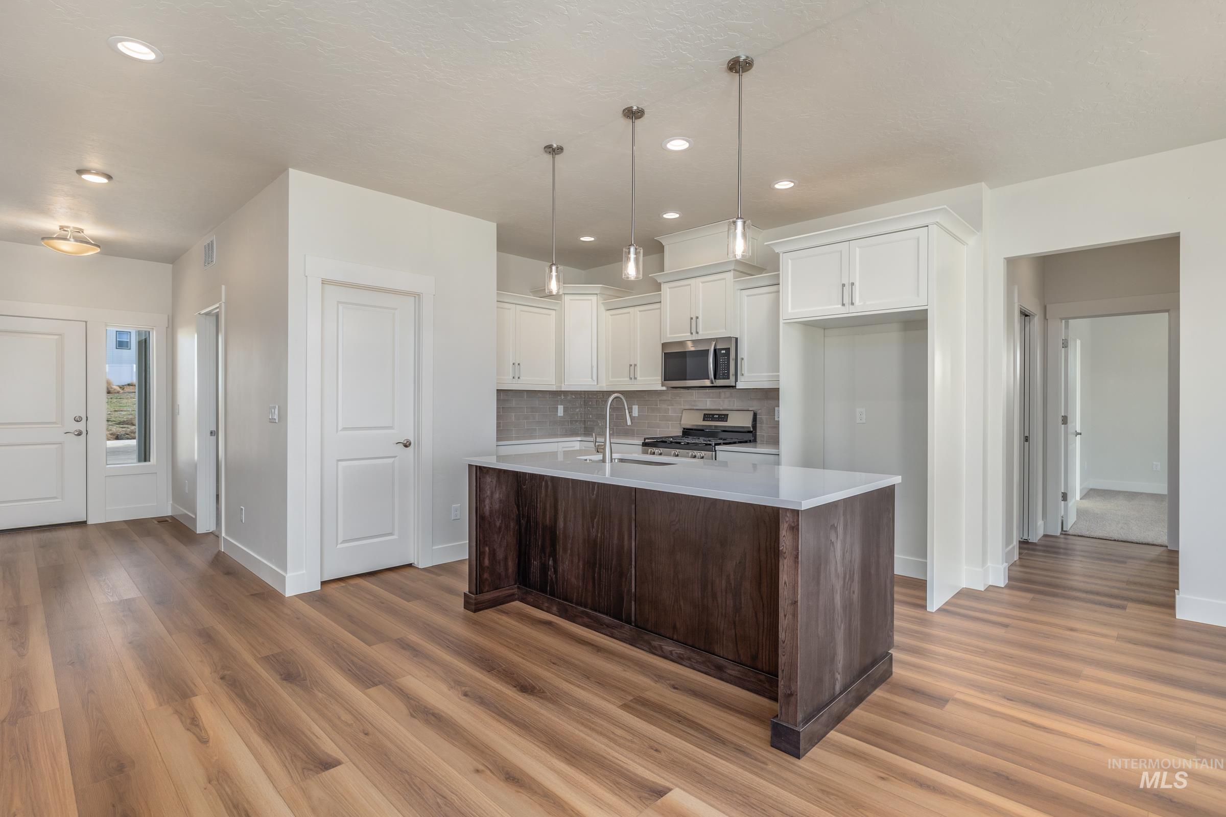 775 Oakmont St., Payette, Idaho 83661, 3 Bedrooms, 2 Bathrooms, Residential For Sale, Price $429,900,MLS 98963556