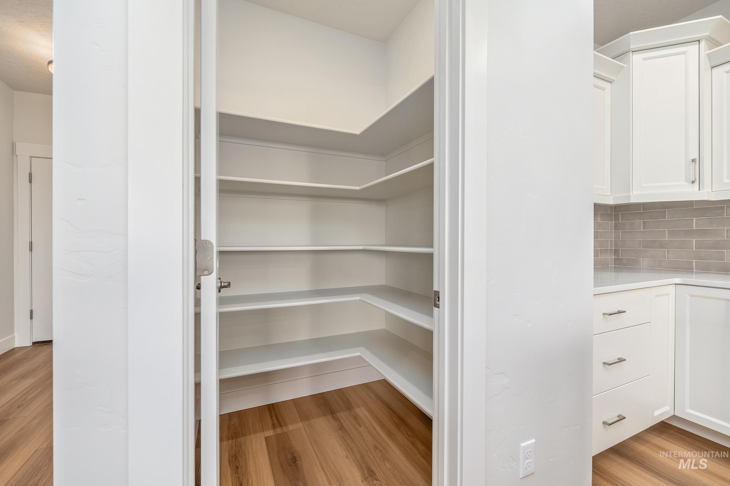 775 Oakmont St., Payette, Idaho 83661, 3 Bedrooms, 2 Bathrooms, Residential For Sale, Price $429,900,MLS 98963556