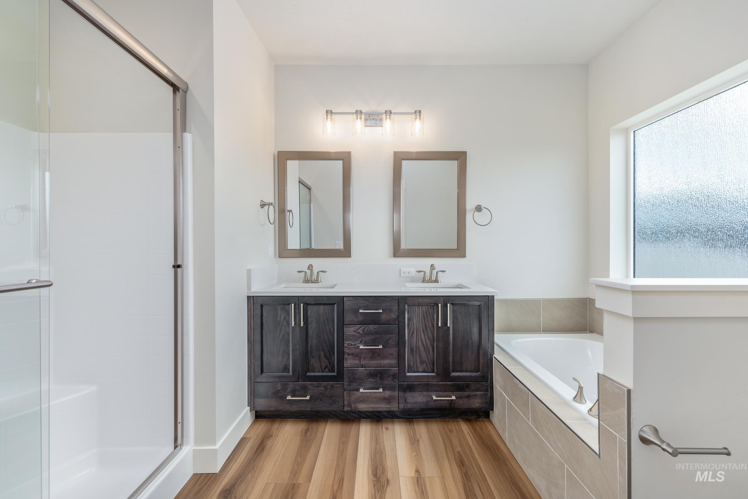 775 Oakmont St., Payette, Idaho 83661, 3 Bedrooms, 2 Bathrooms, Residential For Sale, Price $429,900,MLS 98963556