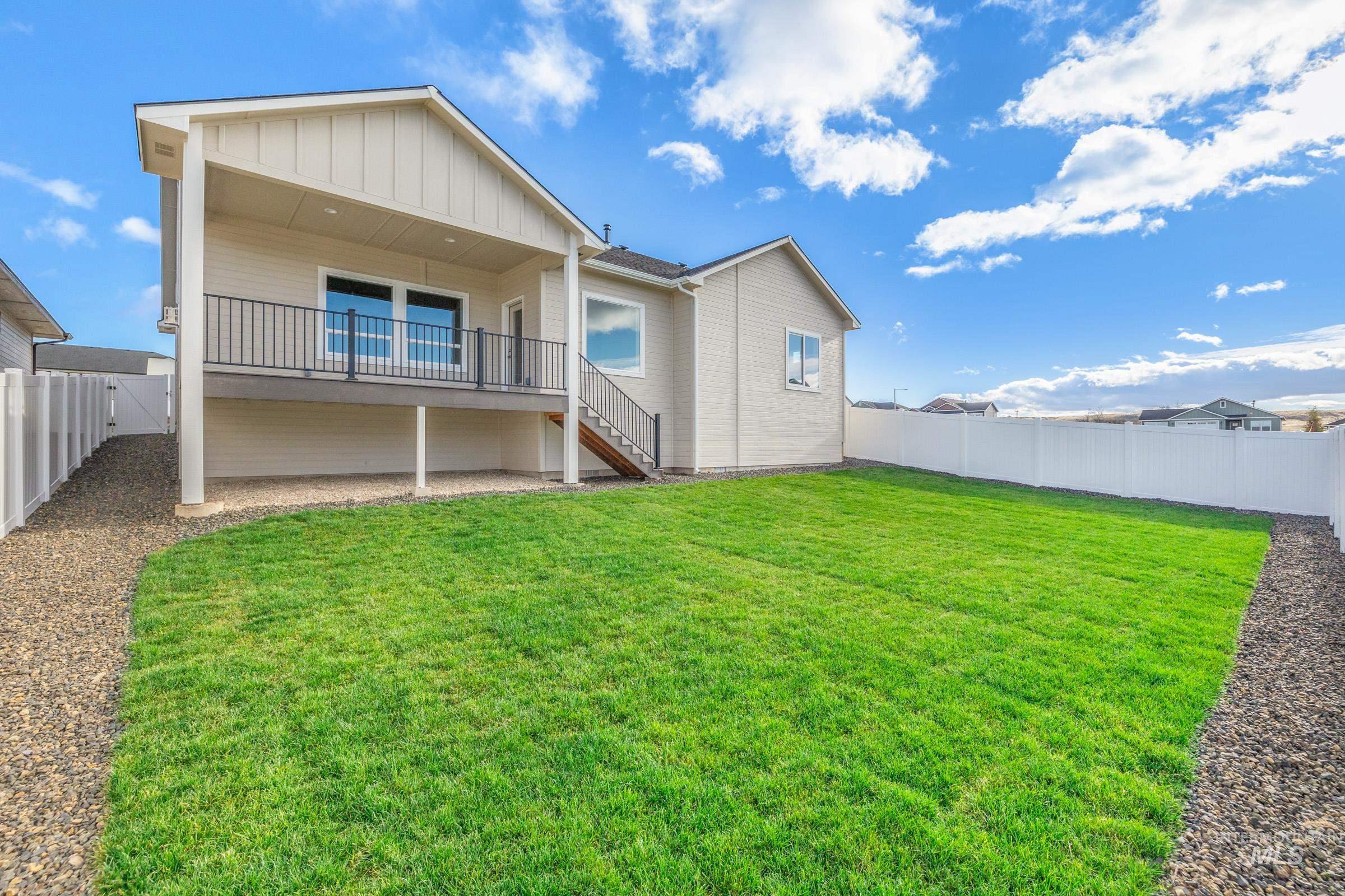 775 Oakmont St., Payette, Idaho 83661, 3 Bedrooms, 2 Bathrooms, Residential For Sale, Price $429,900,MLS 98963556