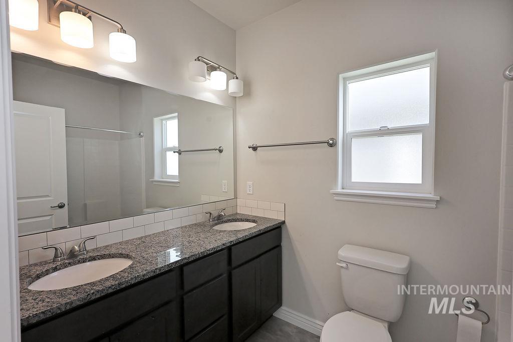 407 Southwood Ave W, Twin Falls, Idaho 83301, 4 Bedrooms, 2 Bathrooms, Residential For Sale, Price $355,000, 98963560