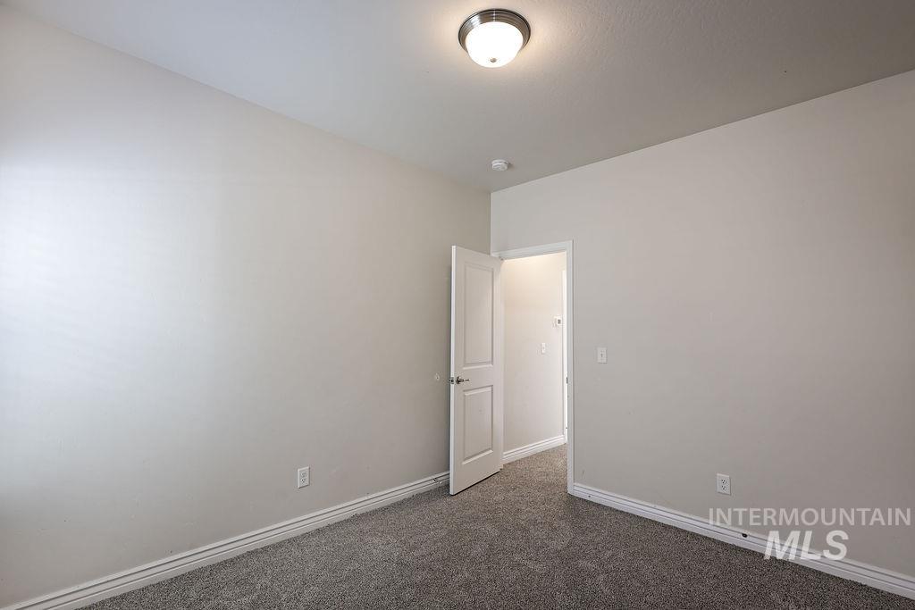 407 Southwood Ave W, Twin Falls, Idaho 83301, 4 Bedrooms, 2 Bathrooms, Residential For Sale, Price $355,000, 98963560