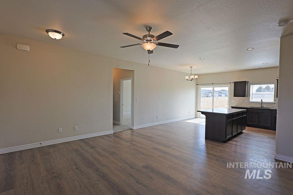 407 Southwood Ave W, Twin Falls, Idaho 83301, 4 Bedrooms, 2 Bathrooms, Residential For Sale, Price $355,000, 98963560