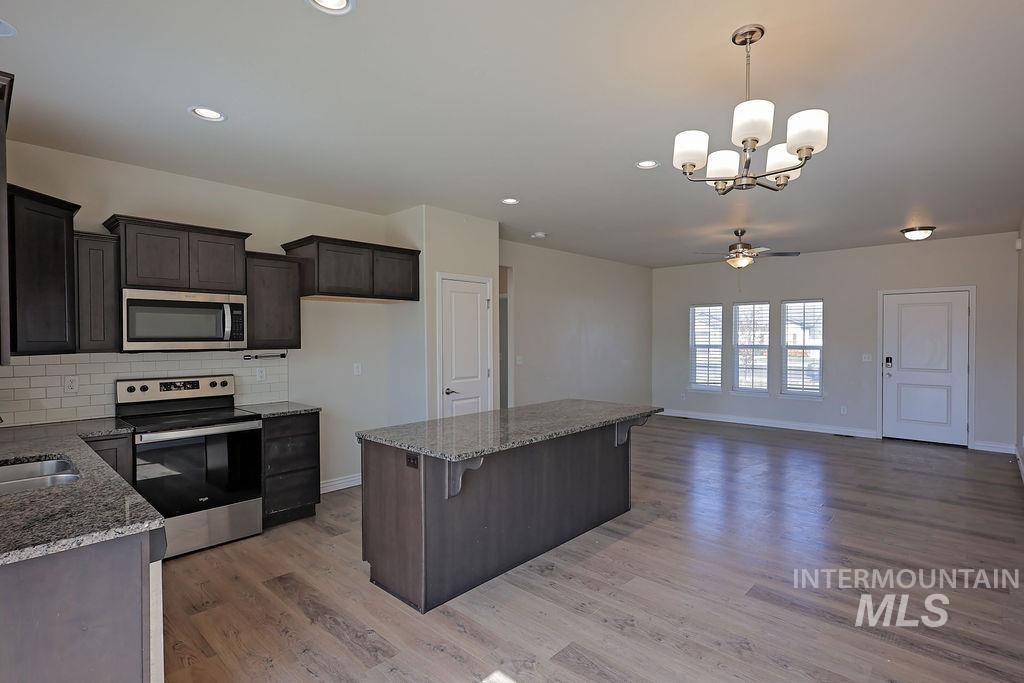 407 Southwood Ave W, Twin Falls, Idaho 83301, 4 Bedrooms, 2 Bathrooms, Residential For Sale, Price $355,000, 98963560