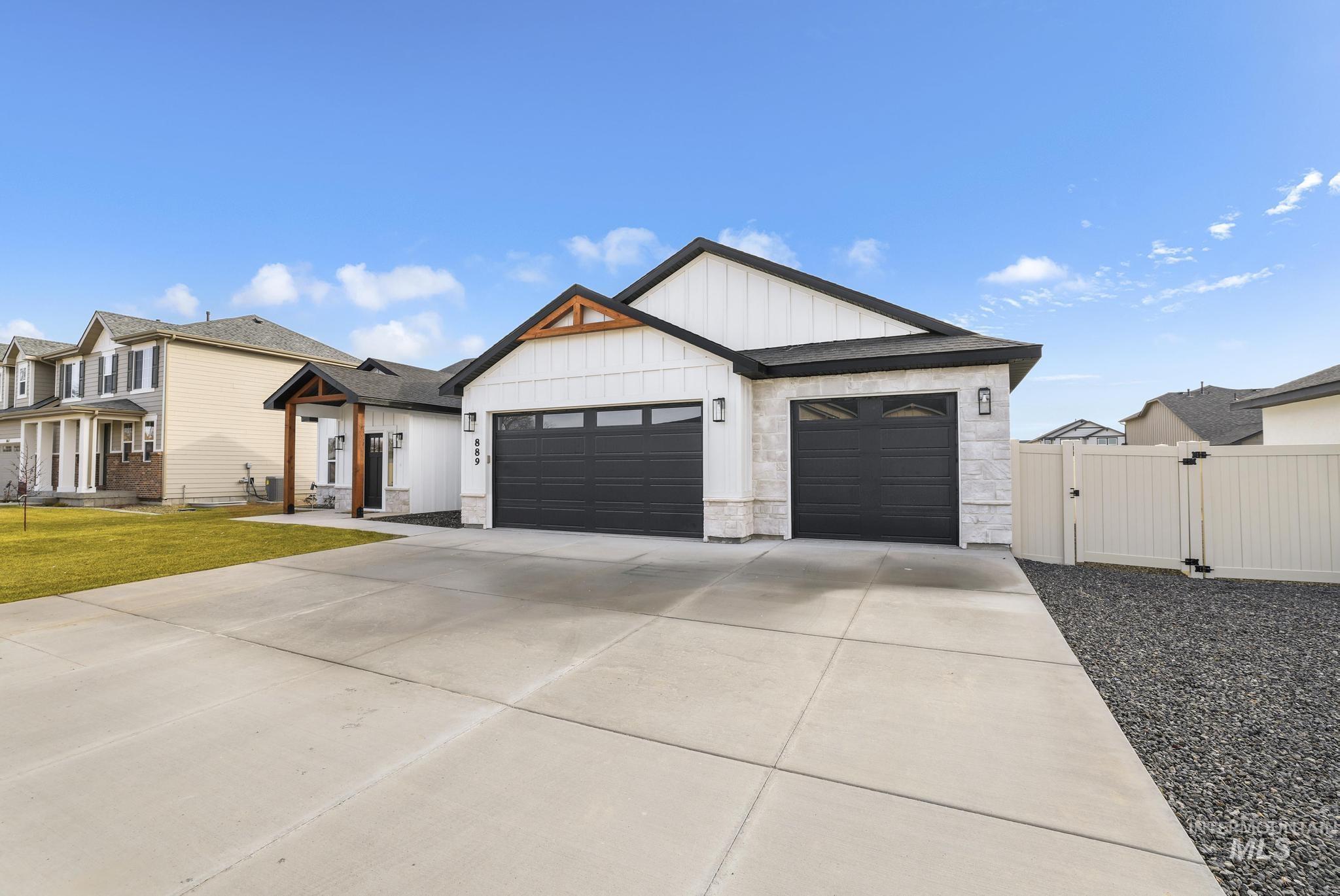 889 Adamite Rd, Kimberly, Idaho 83341, 4 Bedrooms, 2 Bathrooms, Residential For Sale, Price $469,000,MLS 98963562