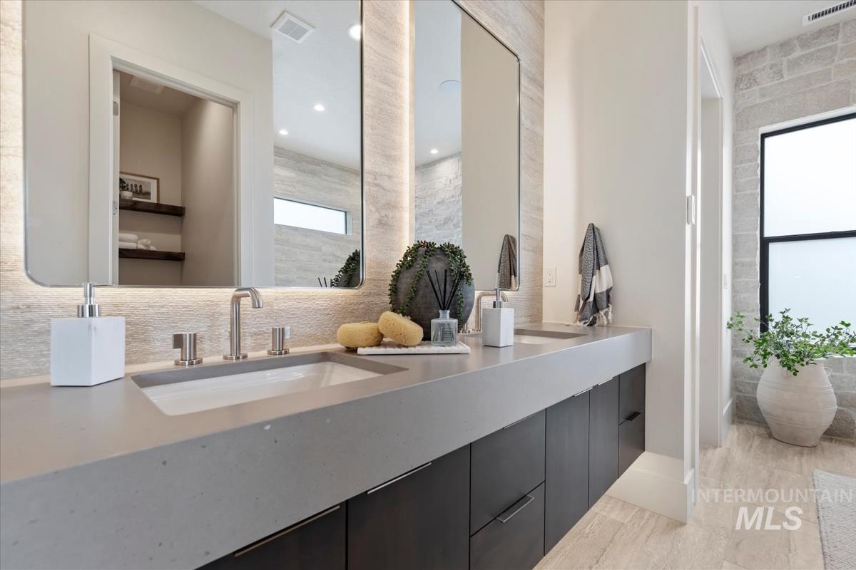 20141 N Swire Green Way, Boise, Idaho 83714, 4 Bedrooms, 3.5 Bathrooms, Residential For Sale, Price $1,649,999,MLS 98963581