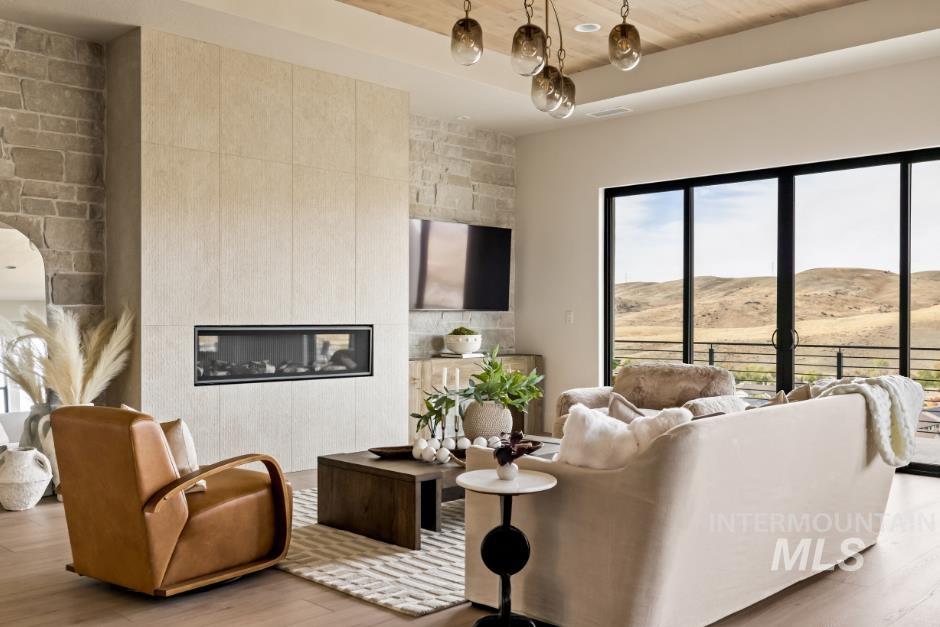 20141 N Swire Green Way, Boise, Idaho 83714, 4 Bedrooms, 3.5 Bathrooms, Residential For Sale, Price $1,649,999,MLS 98963581