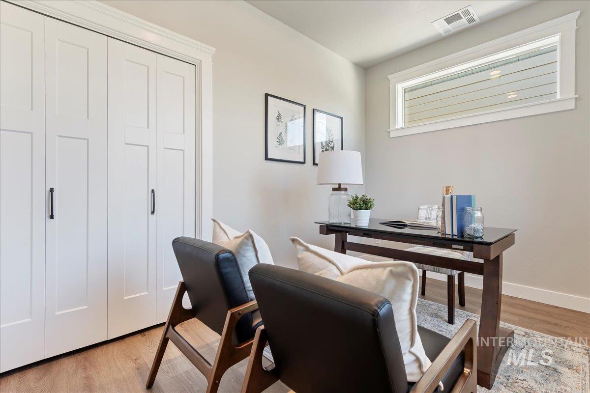 10093 W McMillan & 10095 McMillan (ADU), Boise, Idaho 83704, 4 Bedrooms, 3.5 Bathrooms, Residential For Sale, Price $660,000,MLS 98963593