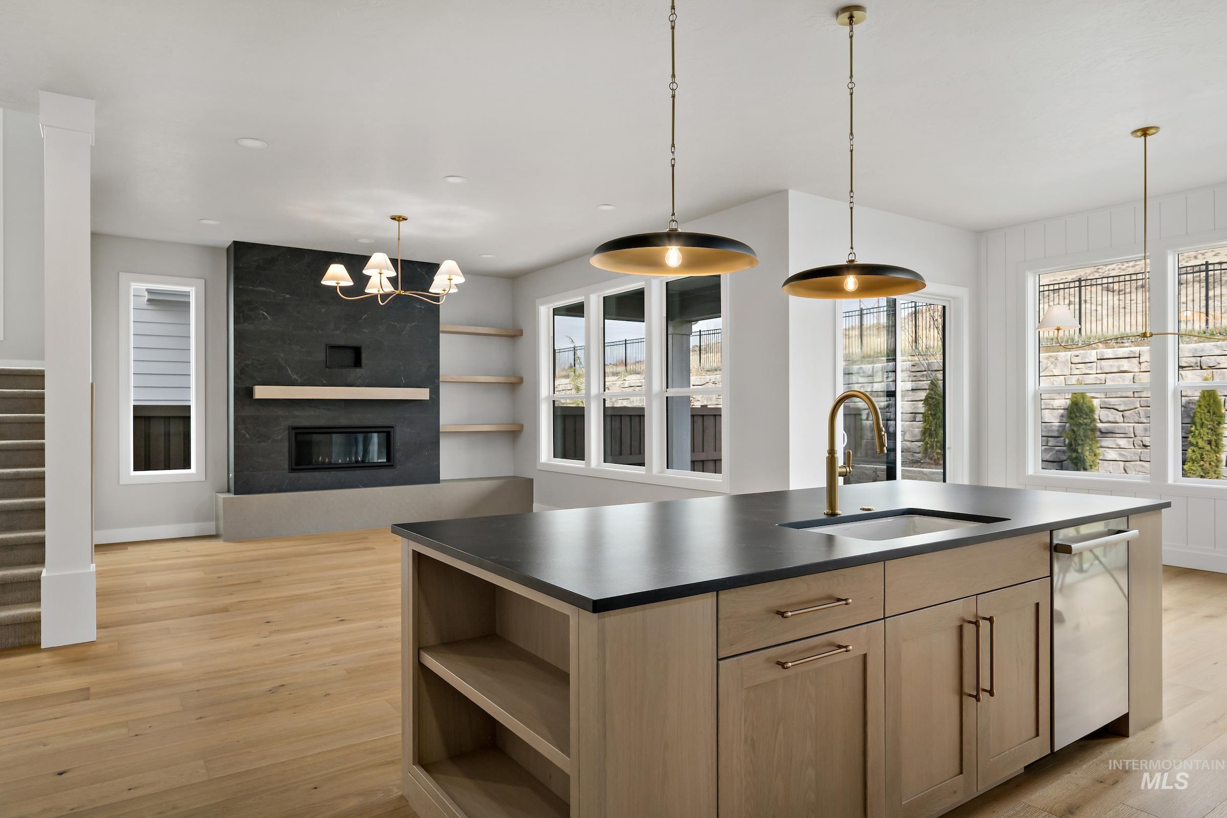 11708 N Rabbitbrush Way, Boise, Idaho 83714, 4 Bedrooms, 3.5 Bathrooms, Residential For Sale, Price $974,900,MLS 98963604