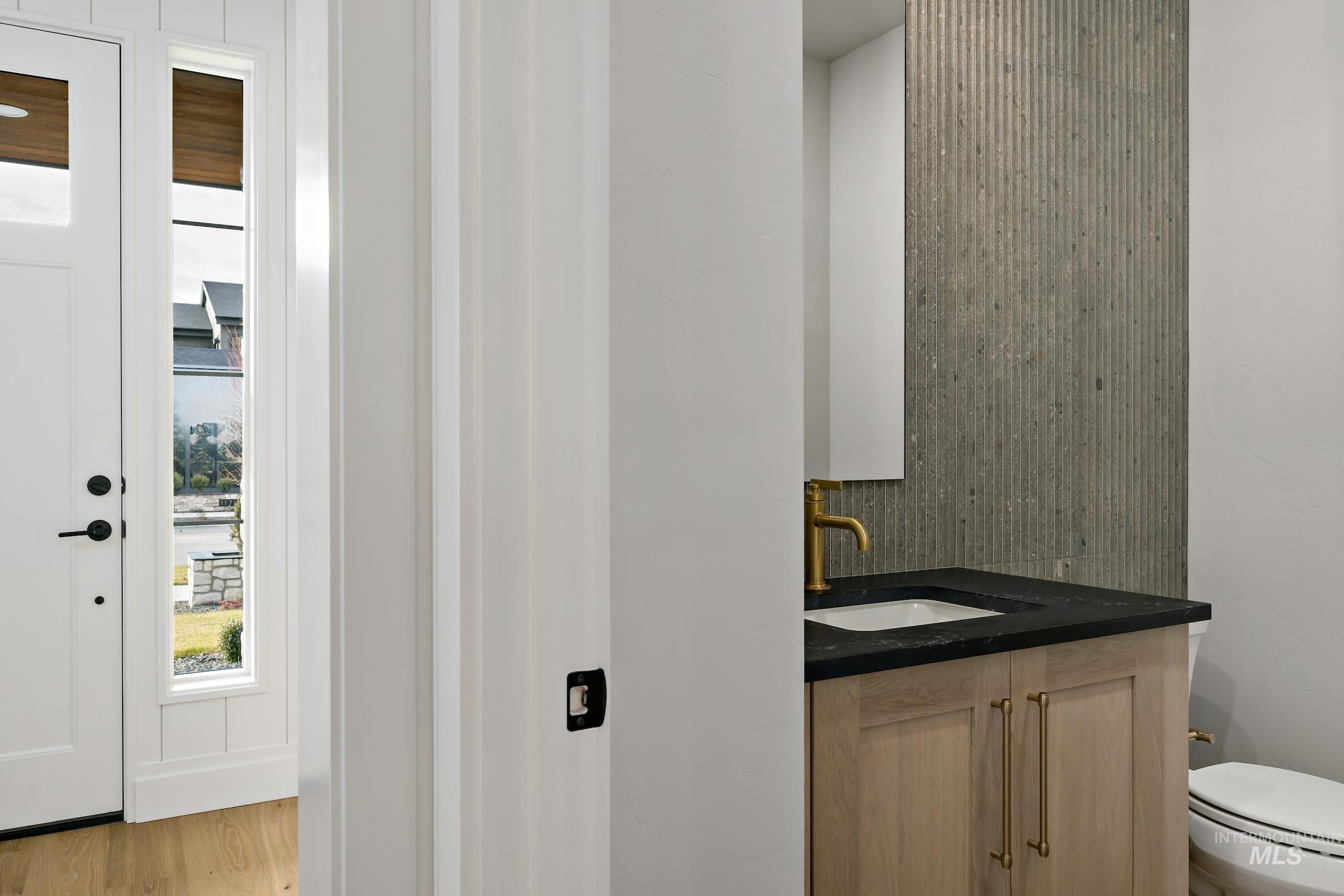 11708 N Rabbitbrush Way, Boise, Idaho 83714, 4 Bedrooms, 3.5 Bathrooms, Residential For Sale, Price $974,900,MLS 98963604