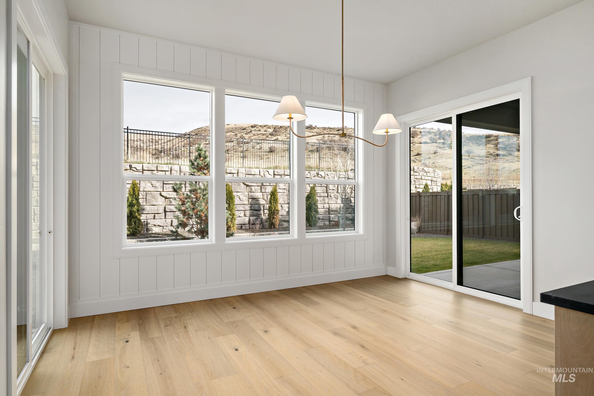 11708 N Rabbitbrush Way, Boise, Idaho 83714, 4 Bedrooms, 3.5 Bathrooms, Residential For Sale, Price $974,900,MLS 98963604