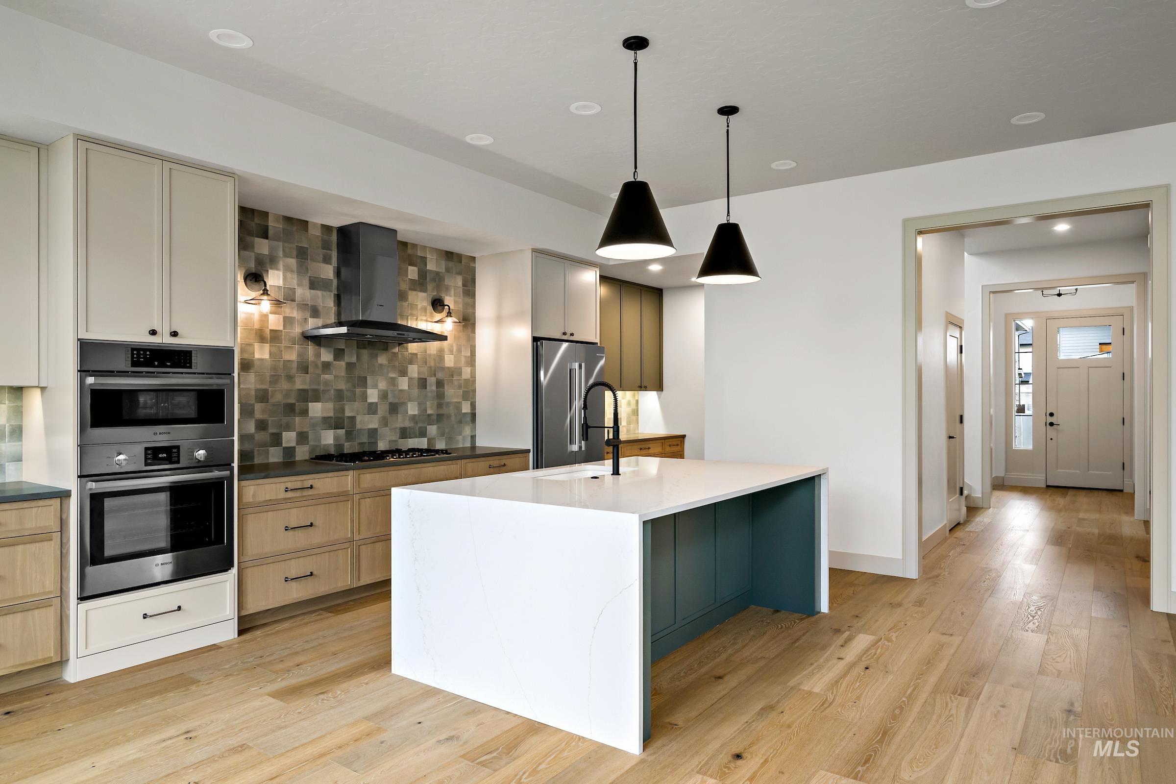 11696 N Rabbitbrush Way, Boise, Idaho 83714, 3 Bedrooms, 2.5 Bathrooms, Residential For Sale, Price $924,900,MLS 98963607