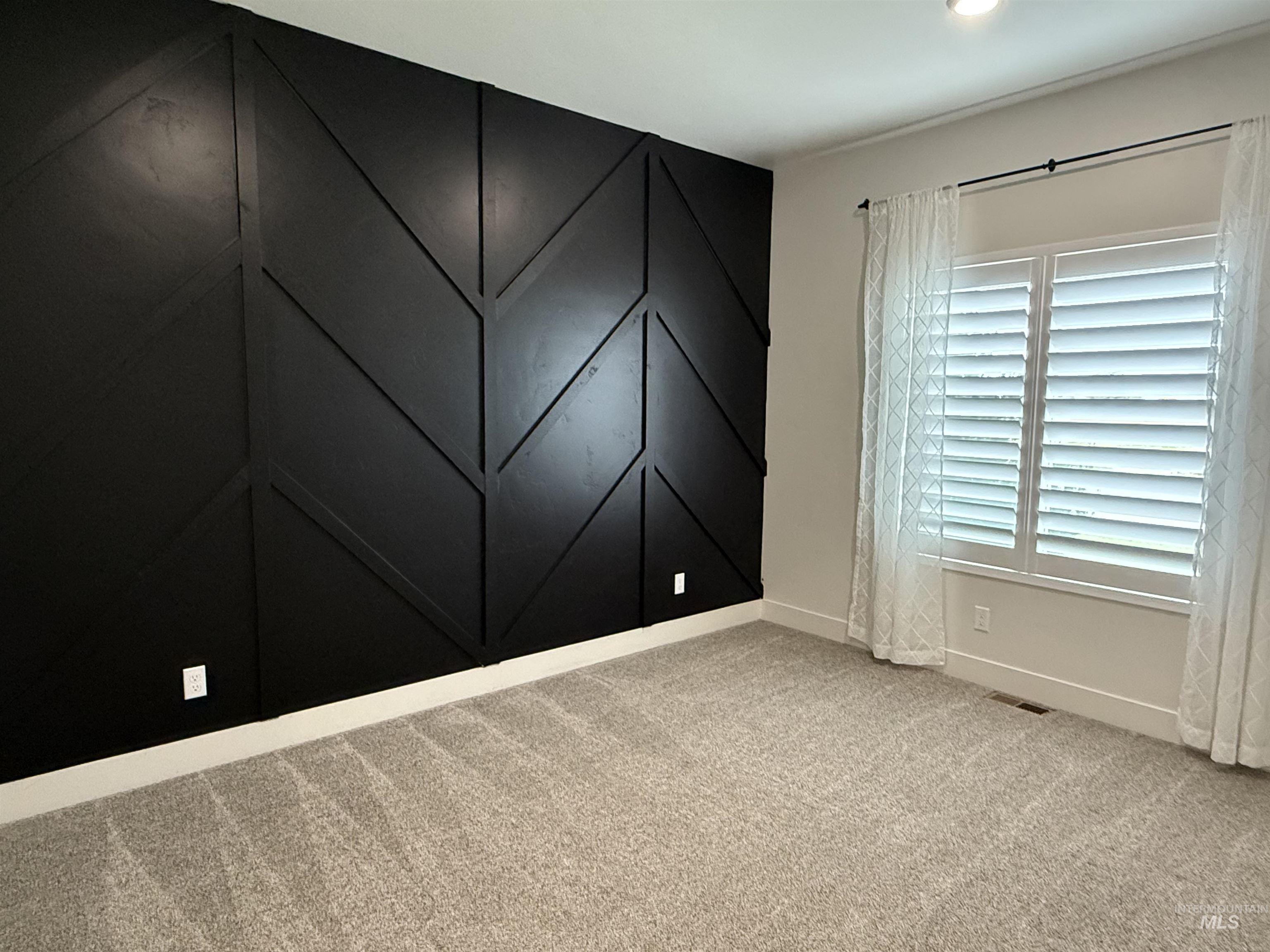 1011 Thunder Mountain St, Kimberly, Idaho 83341-5373, 3 Bedrooms, 2.5 Bathrooms, Residential For Sale, Price $437,500,MLS 98963612