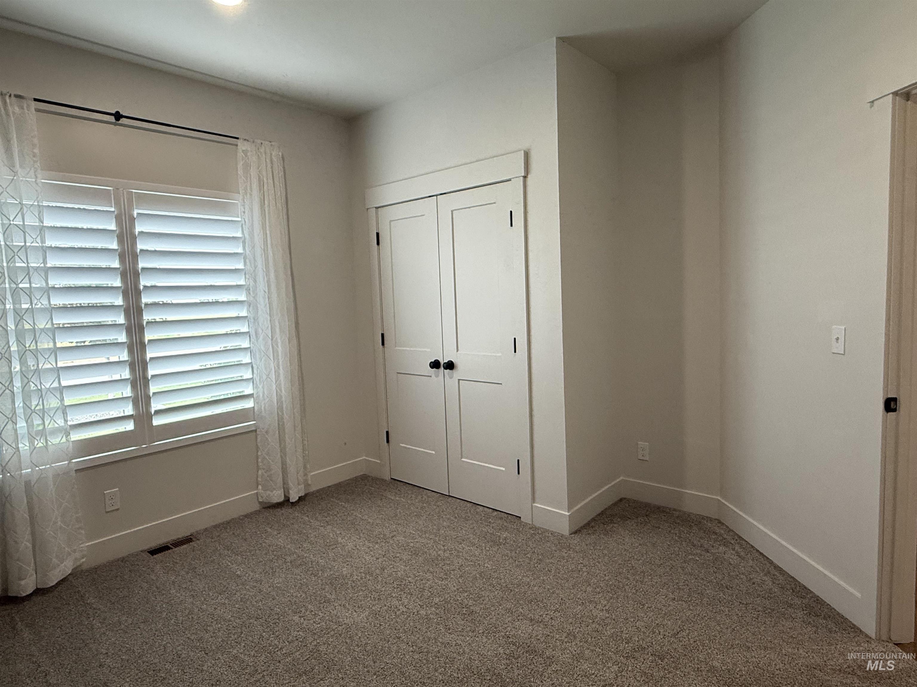 1011 Thunder Mountain St, Kimberly, Idaho 83341-5373, 3 Bedrooms, 2.5 Bathrooms, Residential For Sale, Price $437,500,MLS 98963612