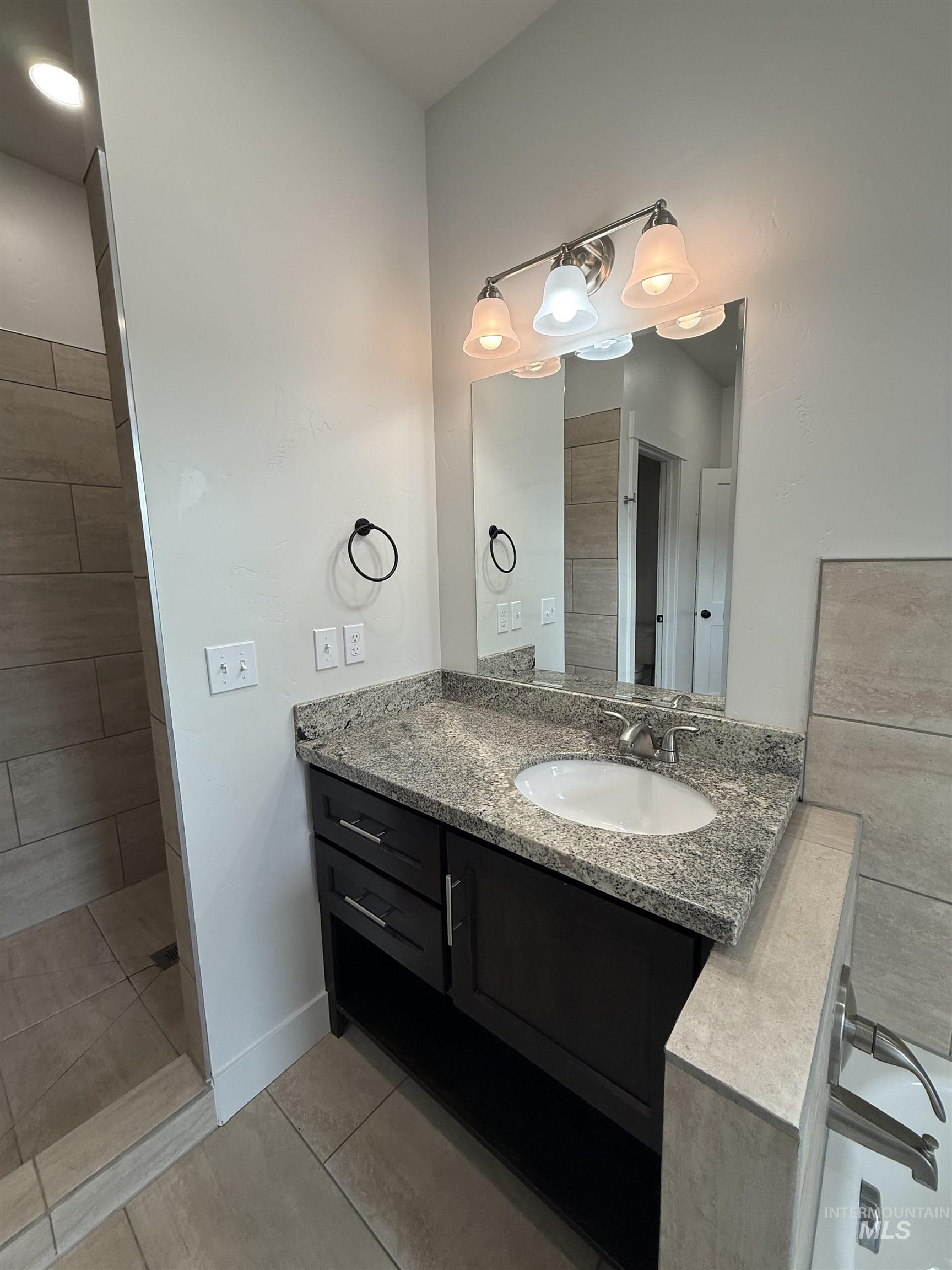 1011 Thunder Mountain St, Kimberly, Idaho 83341-5373, 3 Bedrooms, 2.5 Bathrooms, Residential For Sale, Price $437,500,MLS 98963612