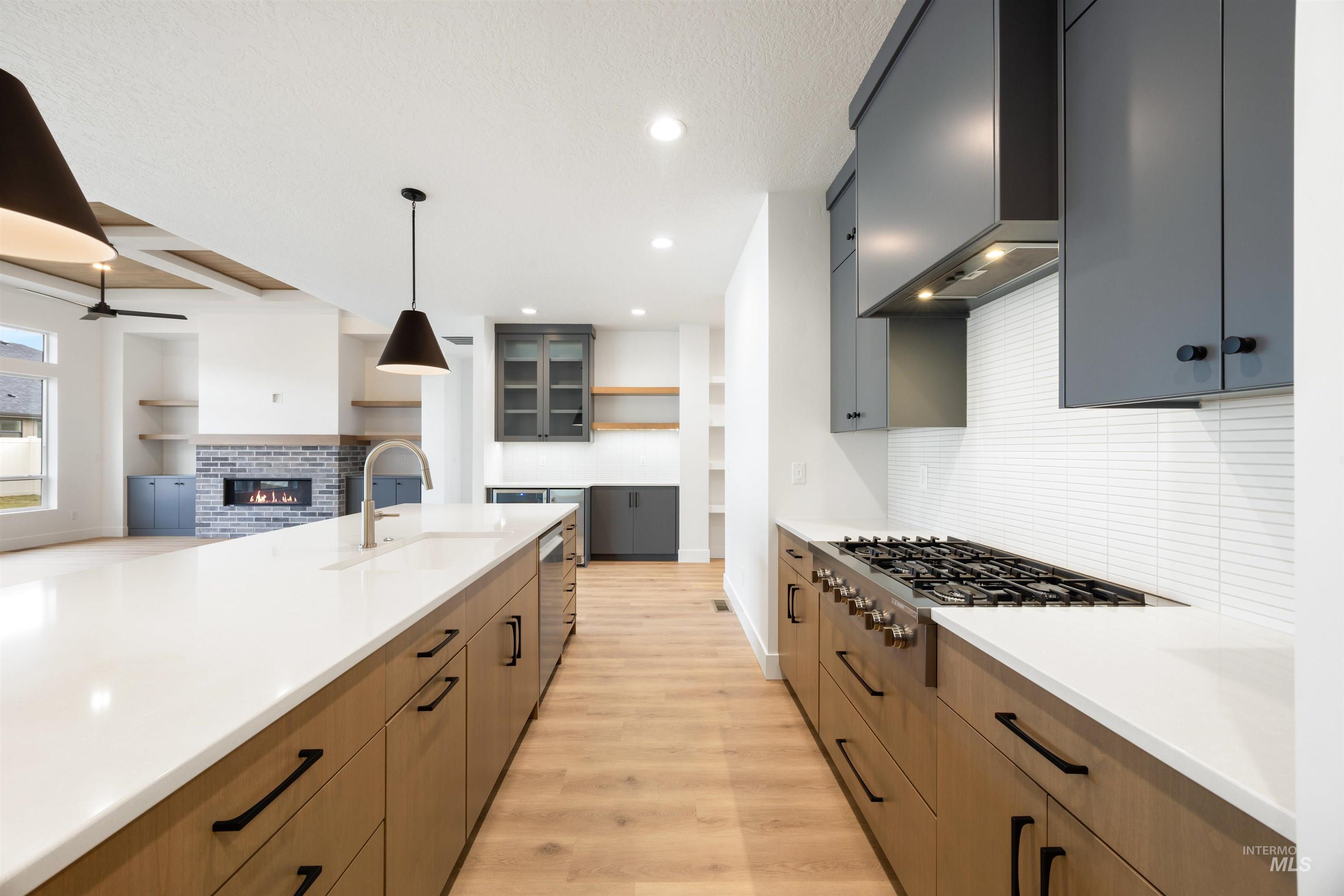 270 N Hunter Creek Ave, Eagle, Idaho 83616, 4 Bedrooms, 2.5 Bathrooms, Residential For Sale, Price $1,110,000, 98963614