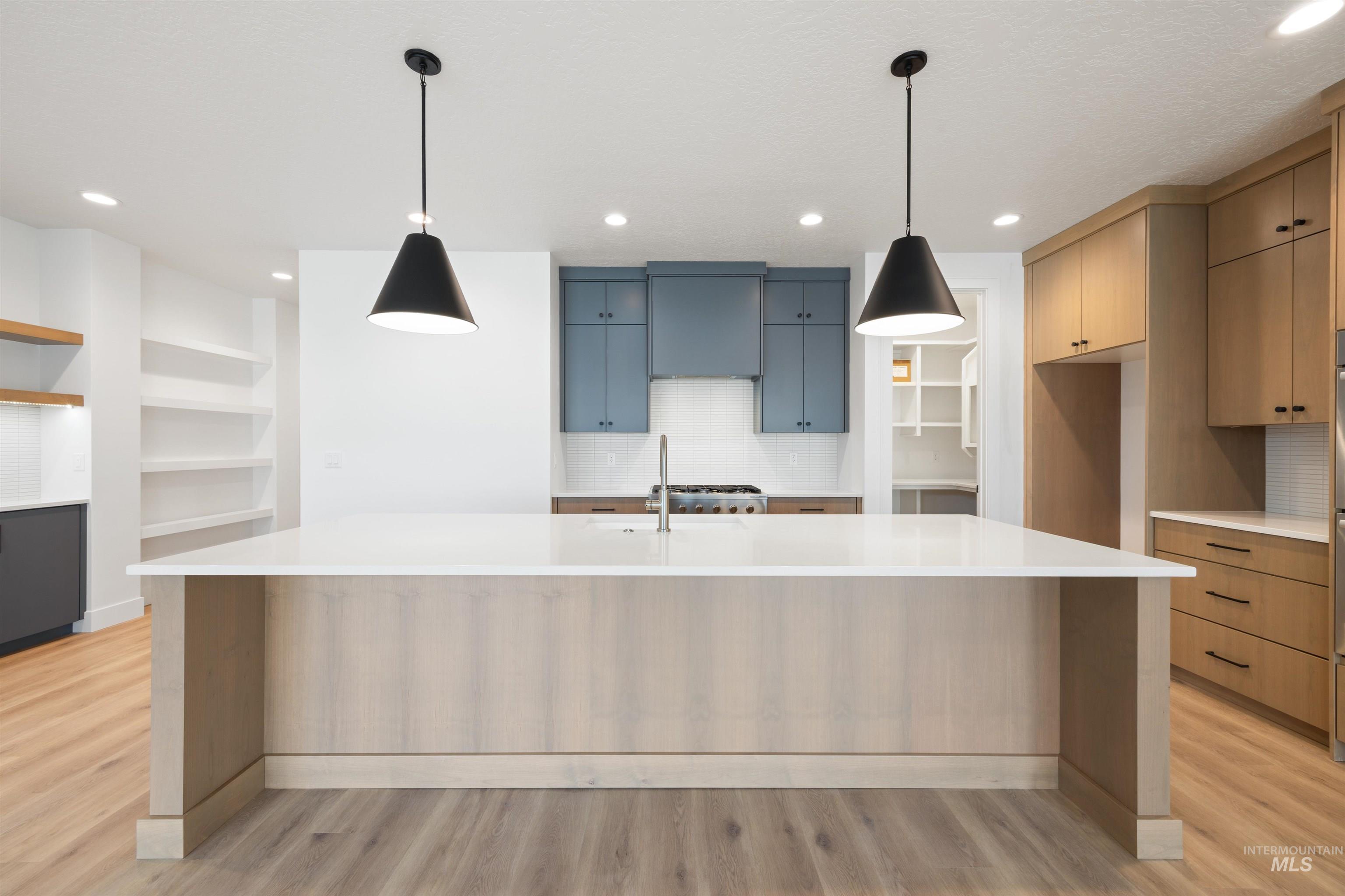 270 N Hunter Creek Ave, Eagle, Idaho 83616, 4 Bedrooms, 2.5 Bathrooms, Residential For Sale, Price $1,110,000, 98963614