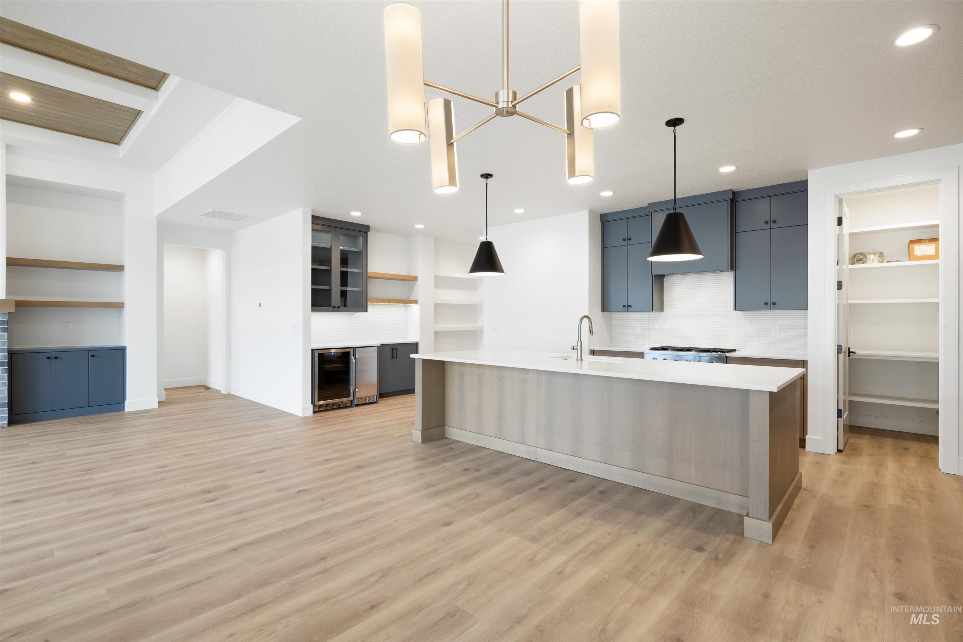 270 N Hunter Creek Ave, Eagle, Idaho 83616, 4 Bedrooms, 2.5 Bathrooms, Residential For Sale, Price $1,110,000, 98963614