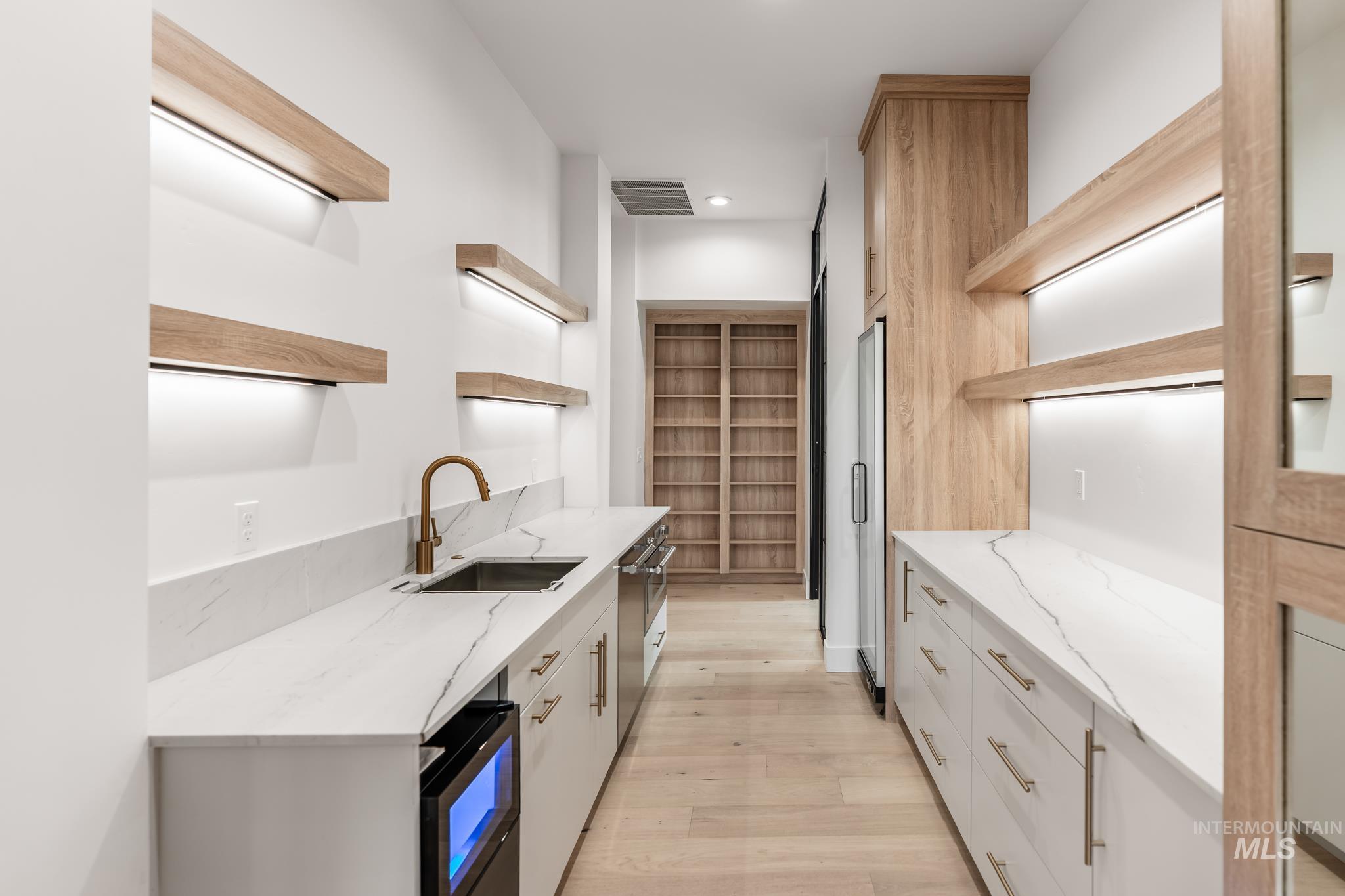 6162 N High Valley Way, Boise, Idaho 83714-5546, 4 Bedrooms, 5 Bathrooms, Residential For Sale, Price $3,999,000, 98963634