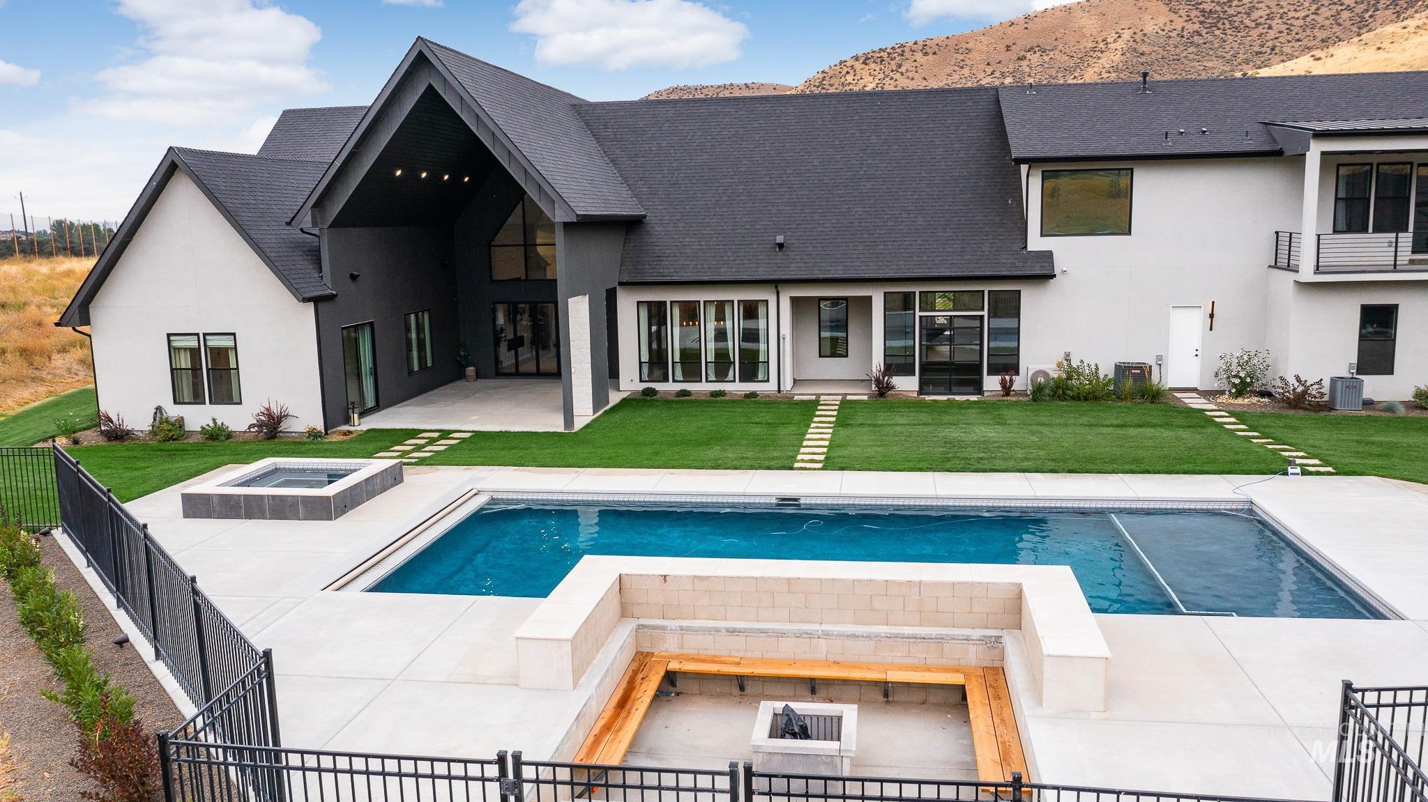 6162 N High Valley Way, Boise, Idaho 83714-5546, 4 Bedrooms, 5 Bathrooms, Residential For Sale, Price $3,999,000, 98963634