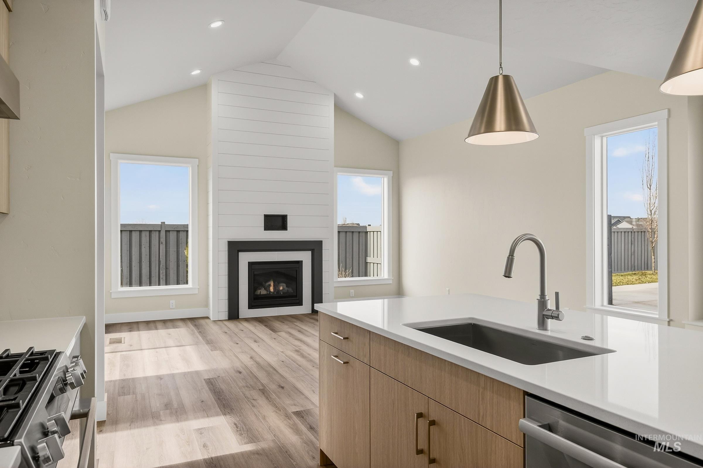 18177 Cinder Brook Ave, Nampa, Idaho 83687, 3 Bedrooms, 2.5 Bathrooms, Residential For Sale, Price $474,900,MLS 98963644