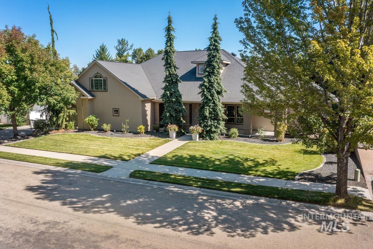 2786 S Denali Pl, Meridian, Idaho 83642, 4 Bedrooms, 3.5 Bathrooms, Residential For Sale, Price $1,050,000,MLS 98963646