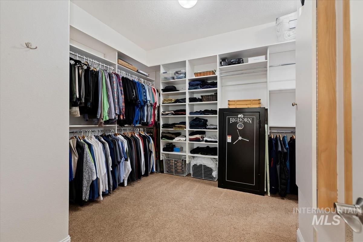 2786 S Denali Pl, Meridian, Idaho 83642, 4 Bedrooms, 3.5 Bathrooms, Residential For Sale, Price $1,050,000,MLS 98963646