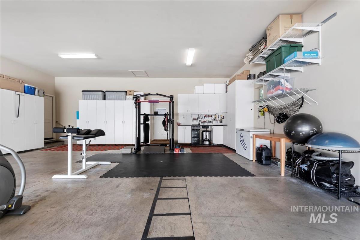 2786 S Denali Pl, Meridian, Idaho 83642, 4 Bedrooms, 3.5 Bathrooms, Residential For Sale, Price $1,050,000,MLS 98963646