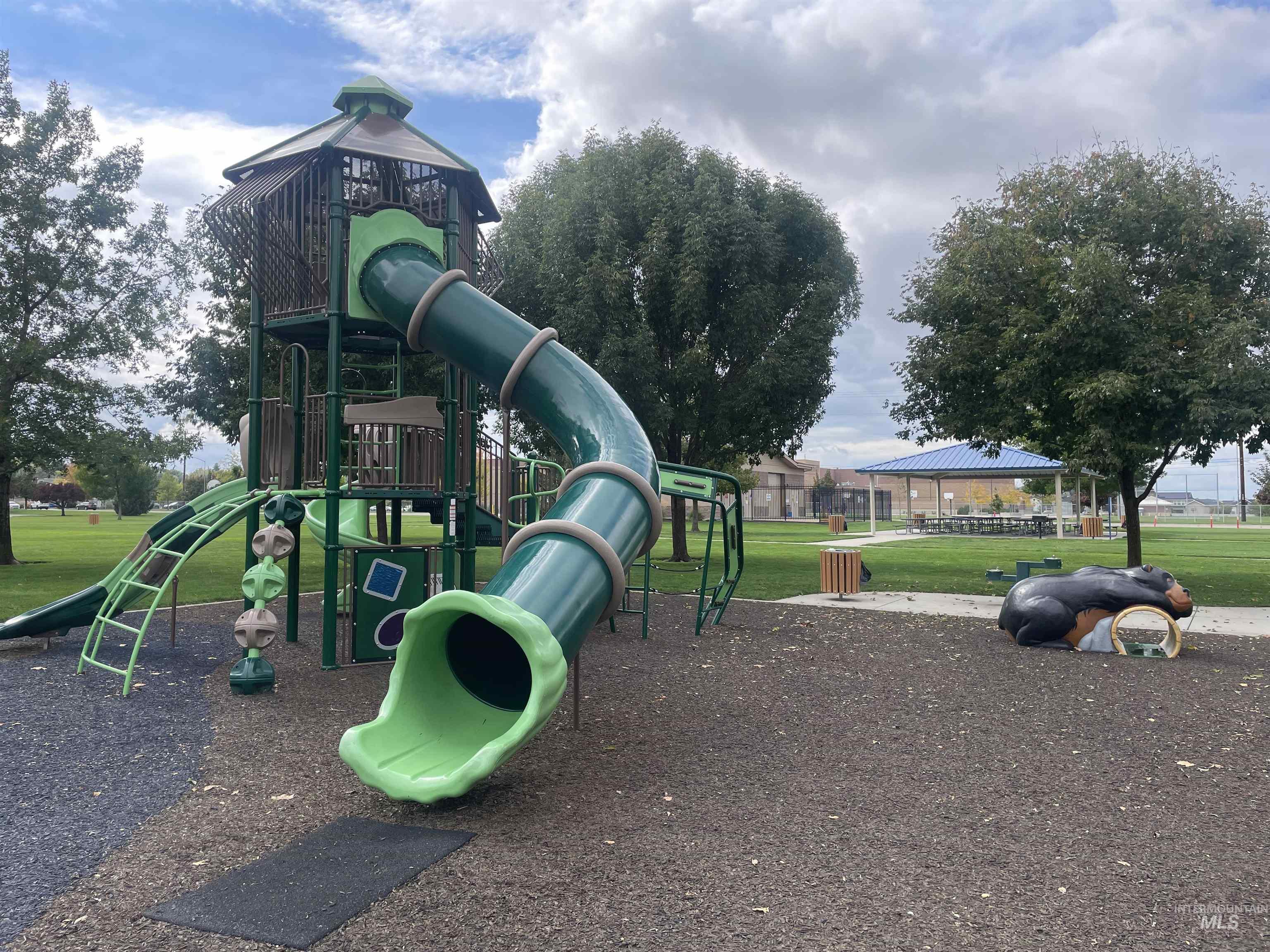 2786 S Denali Pl, Meridian, Idaho 83642, 4 Bedrooms, 3.5 Bathrooms, Residential For Sale, Price $1,050,000,MLS 98963646