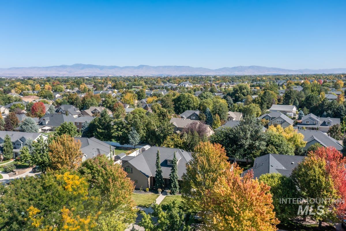 2786 S Denali Pl, Meridian, Idaho 83642, 4 Bedrooms, 3.5 Bathrooms, Residential For Sale, Price $1,050,000,MLS 98963646