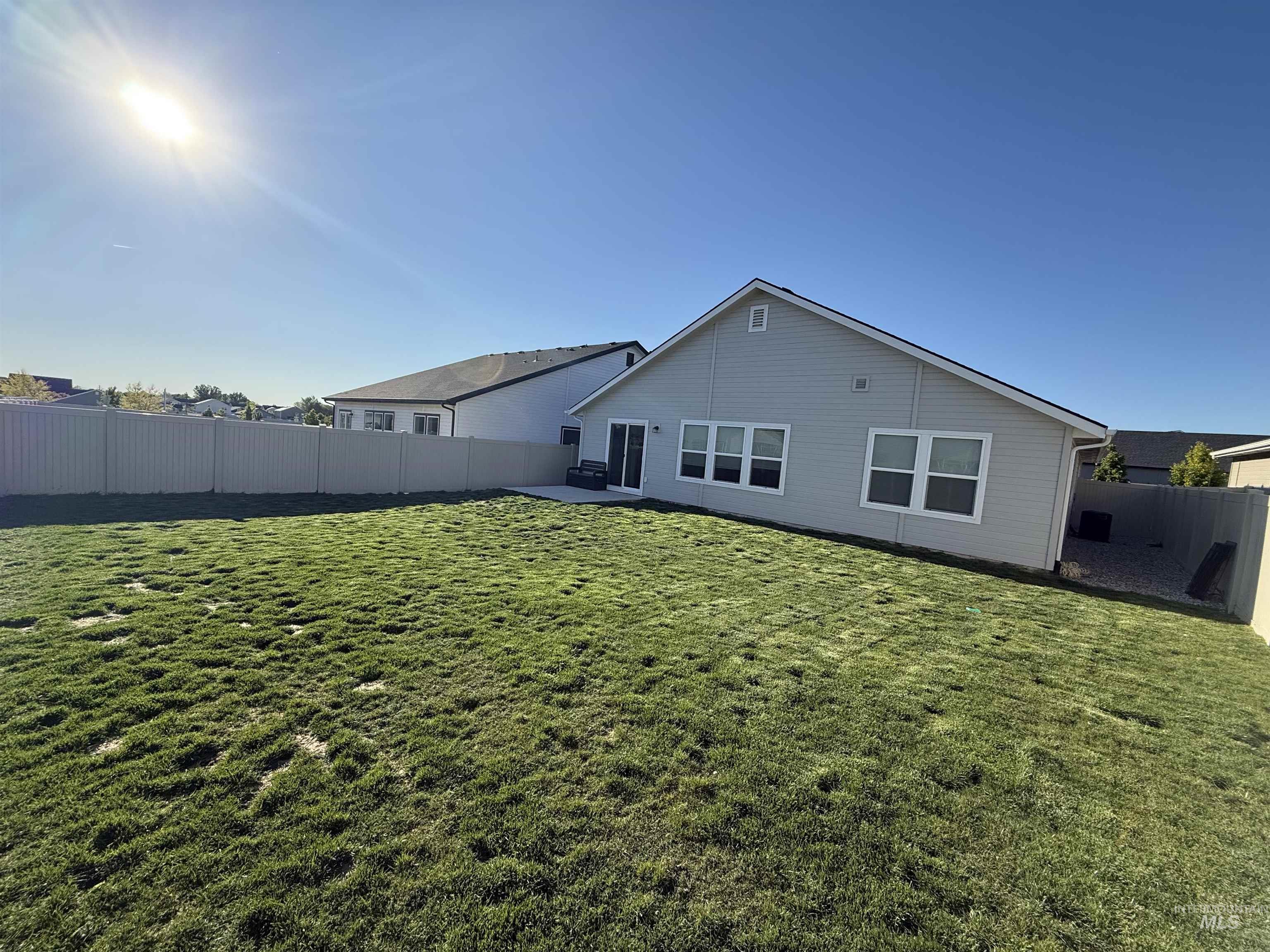 12443 Varga St., Caldwell, Idaho 83607, 3 Bedrooms, 2 Bathrooms, Residential For Sale, Price $404,000,MLS 98963663