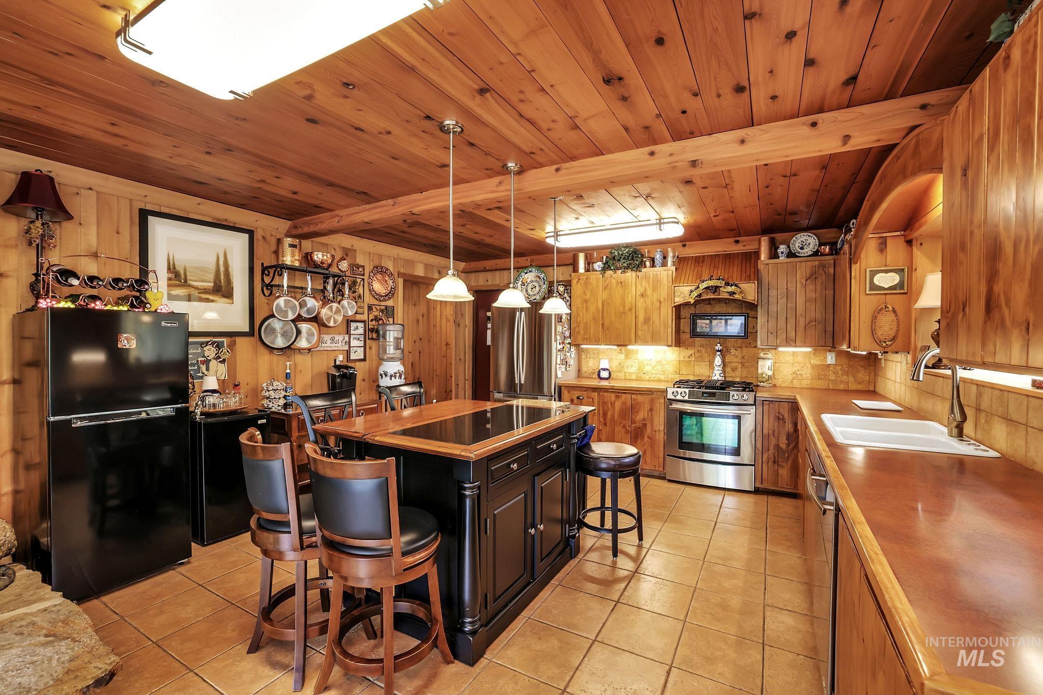 64 River Front Road, Lucile, Idaho 83542, 4 Bedrooms, 3 Bathrooms, Residential For Sale, Price $850,000,MLS 98963671