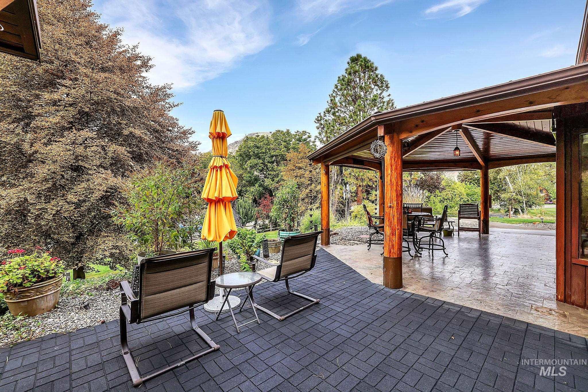 64 River Front Road, Lucile, Idaho 83542, 4 Bedrooms, 3 Bathrooms, Residential For Sale, Price $850,000,MLS 98963671