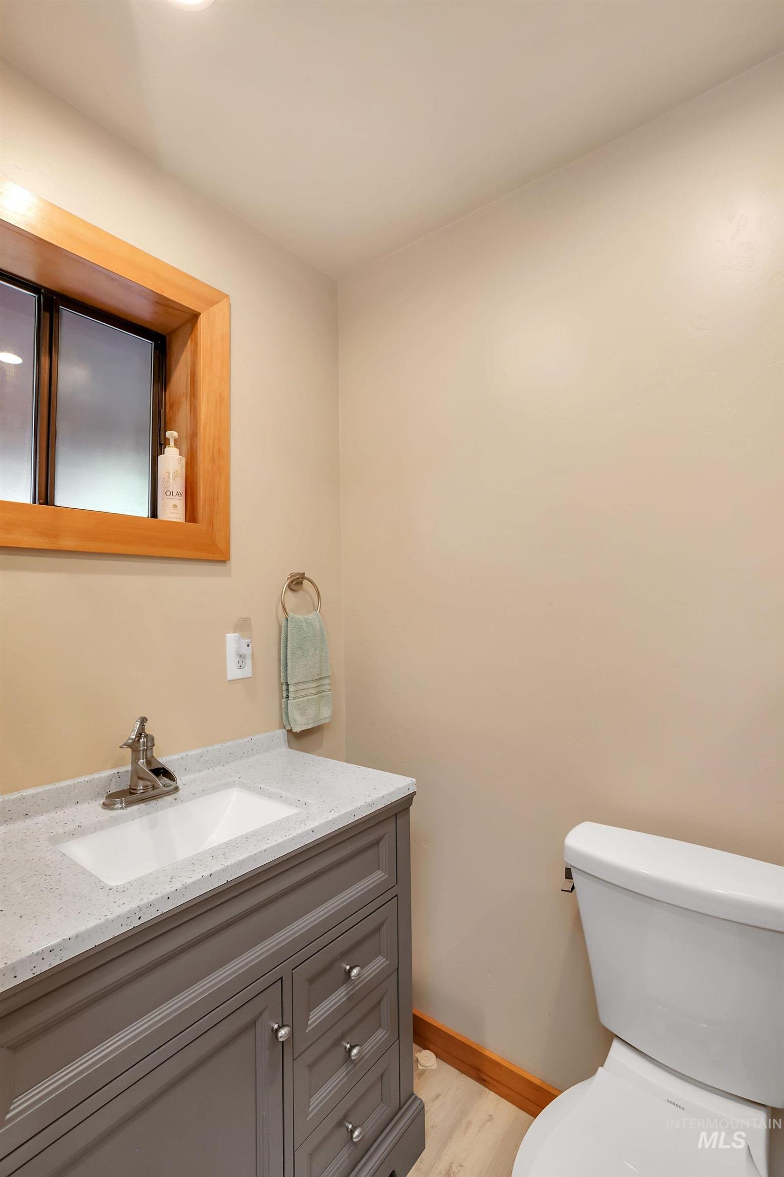 64 River Front Road, Lucile, Idaho 83542, 4 Bedrooms, 3 Bathrooms, Residential For Sale, Price $850,000,MLS 98963671