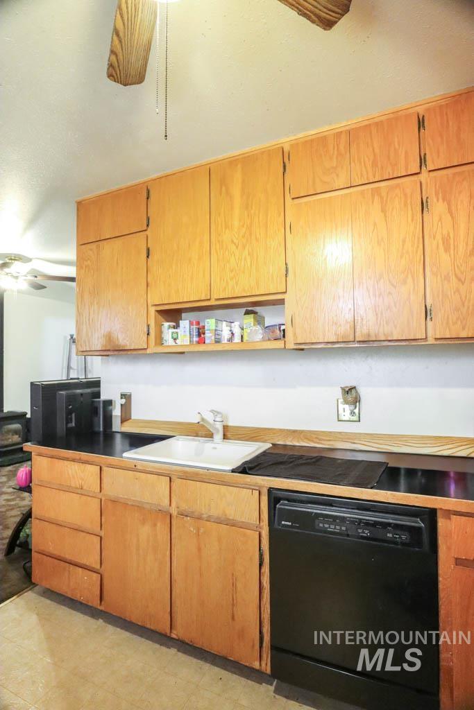 16 N Main St, Payette, Idaho 83661-0000, Business/Commercial For Sale, Price $420,000,MLS 98963676