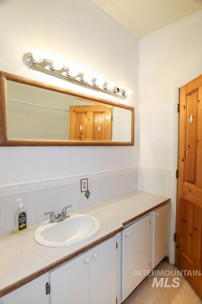 16 N Main St, Payette, Idaho 83661-0000, Business/Commercial For Sale, Price $420,000,MLS 98963676