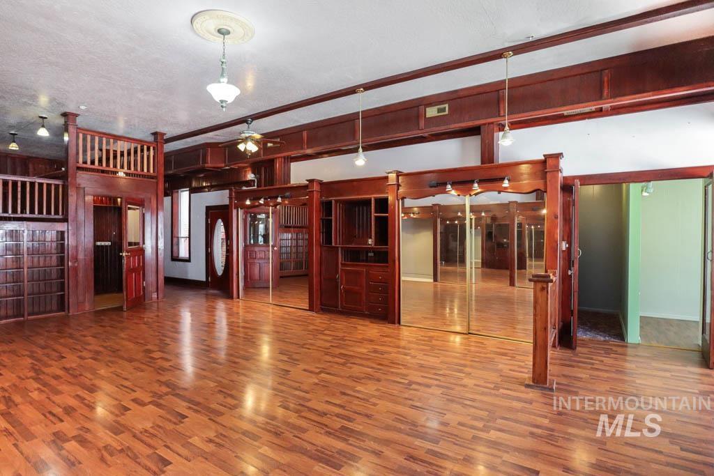 16 N Main St, Payette, Idaho 83661-0000, Business/Commercial For Sale, Price $420,000,MLS 98963676