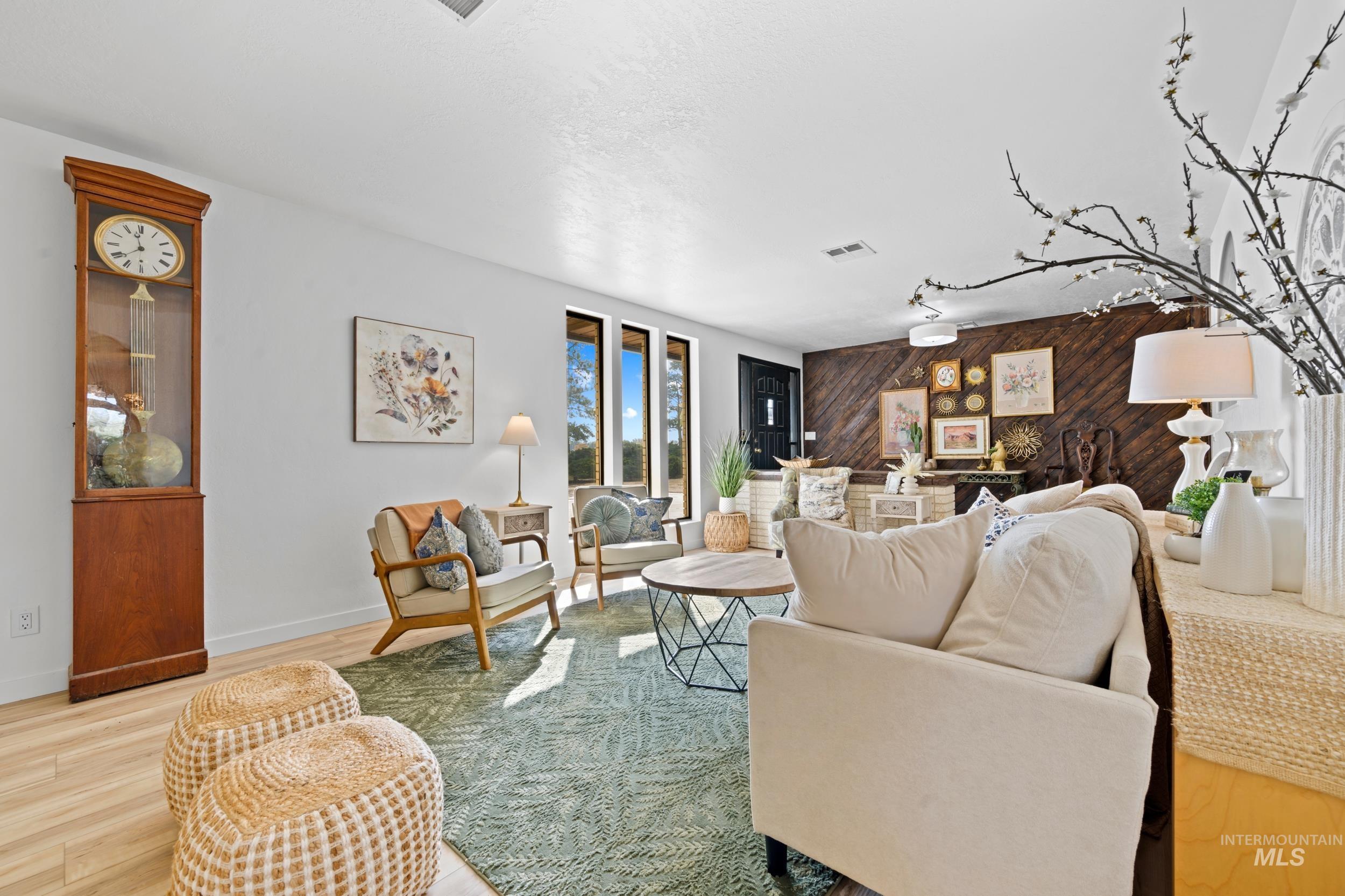 15698 Yoder Ave, Caldwell, Idaho 83607, 7 Bedrooms, 3.5 Bathrooms, Residential For Sale, Price $970,000,MLS 98963685