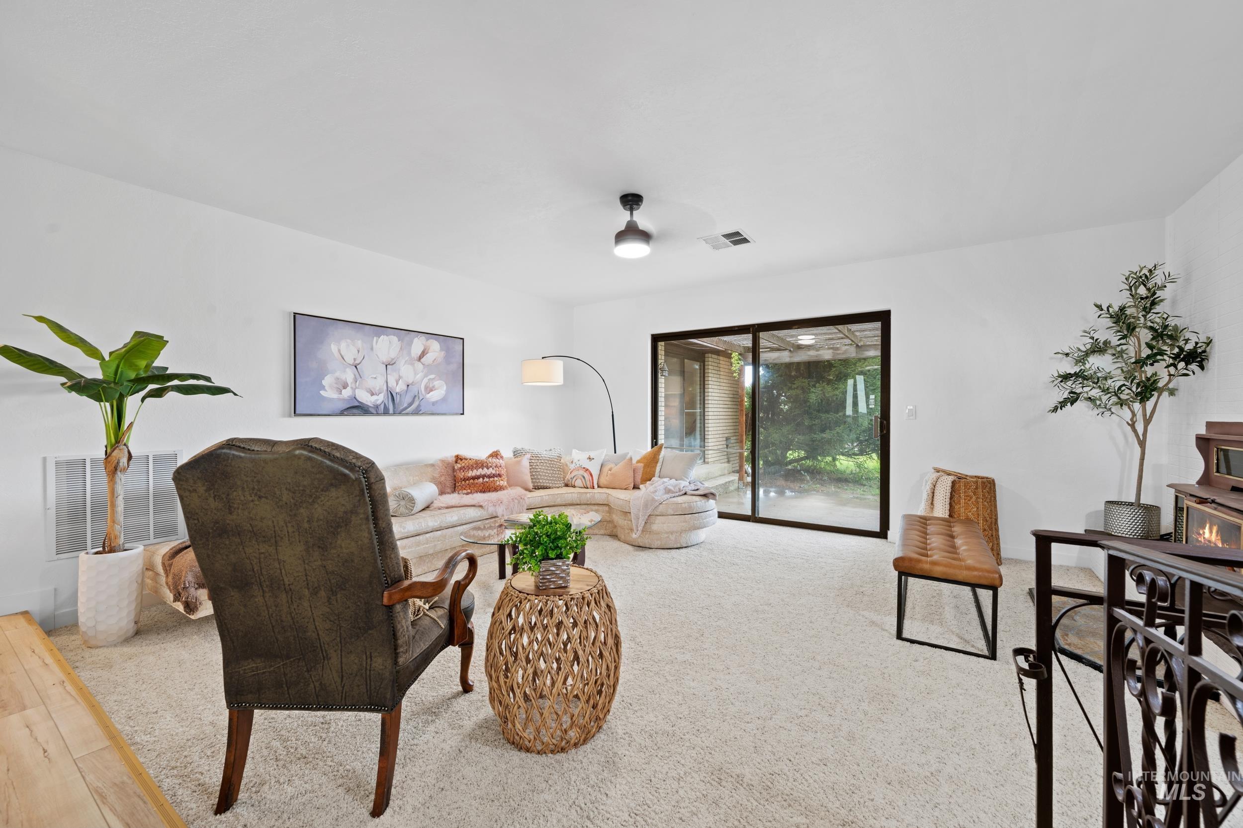 15698 Yoder Ave, Caldwell, Idaho 83607, 7 Bedrooms, 3.5 Bathrooms, Residential For Sale, Price $970,000,MLS 98963685