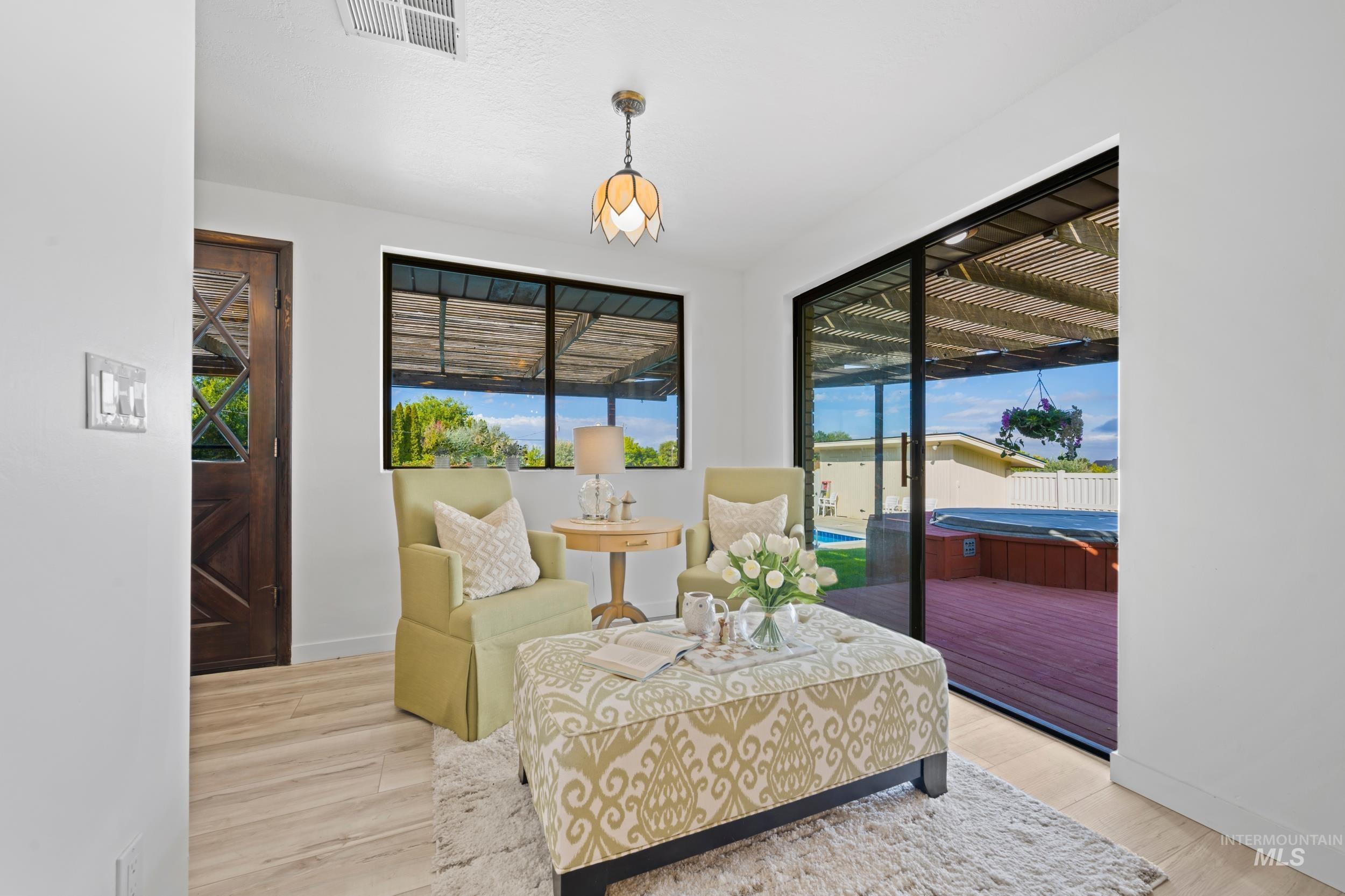 15698 Yoder Ave, Caldwell, Idaho 83607, 7 Bedrooms, 3.5 Bathrooms, Residential For Sale, Price $970,000,MLS 98963685