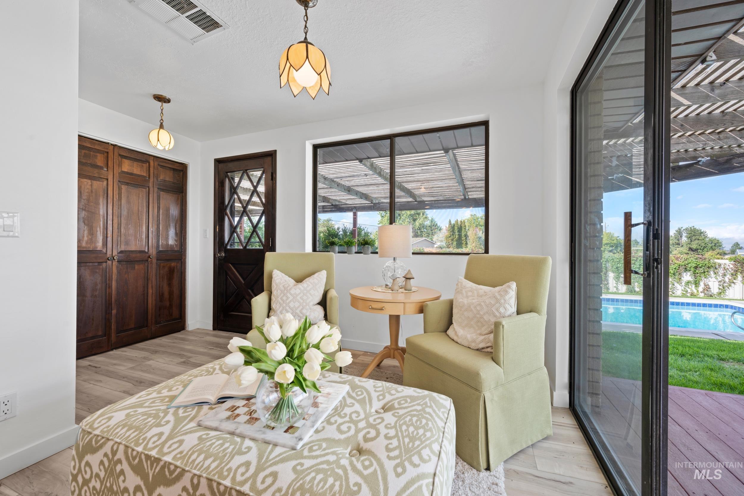 15698 Yoder Ave, Caldwell, Idaho 83607, 7 Bedrooms, 3.5 Bathrooms, Residential For Sale, Price $970,000,MLS 98963685