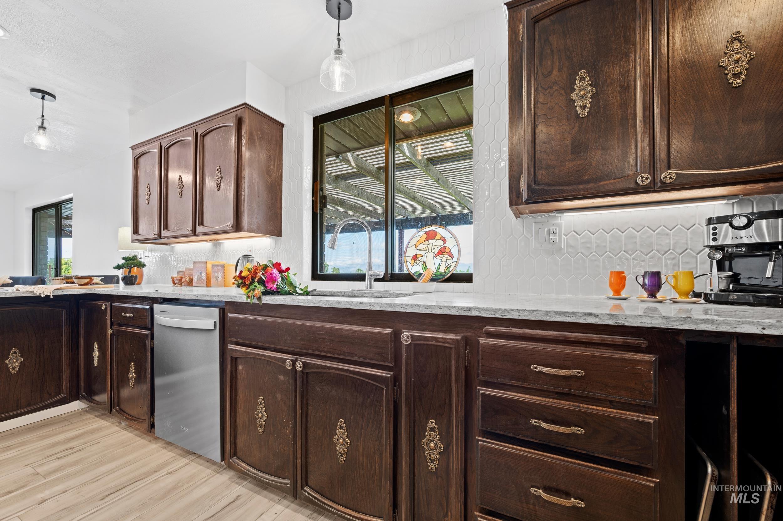 15698 Yoder Ave, Caldwell, Idaho 83607, 7 Bedrooms, 3.5 Bathrooms, Residential For Sale, Price $970,000,MLS 98963685