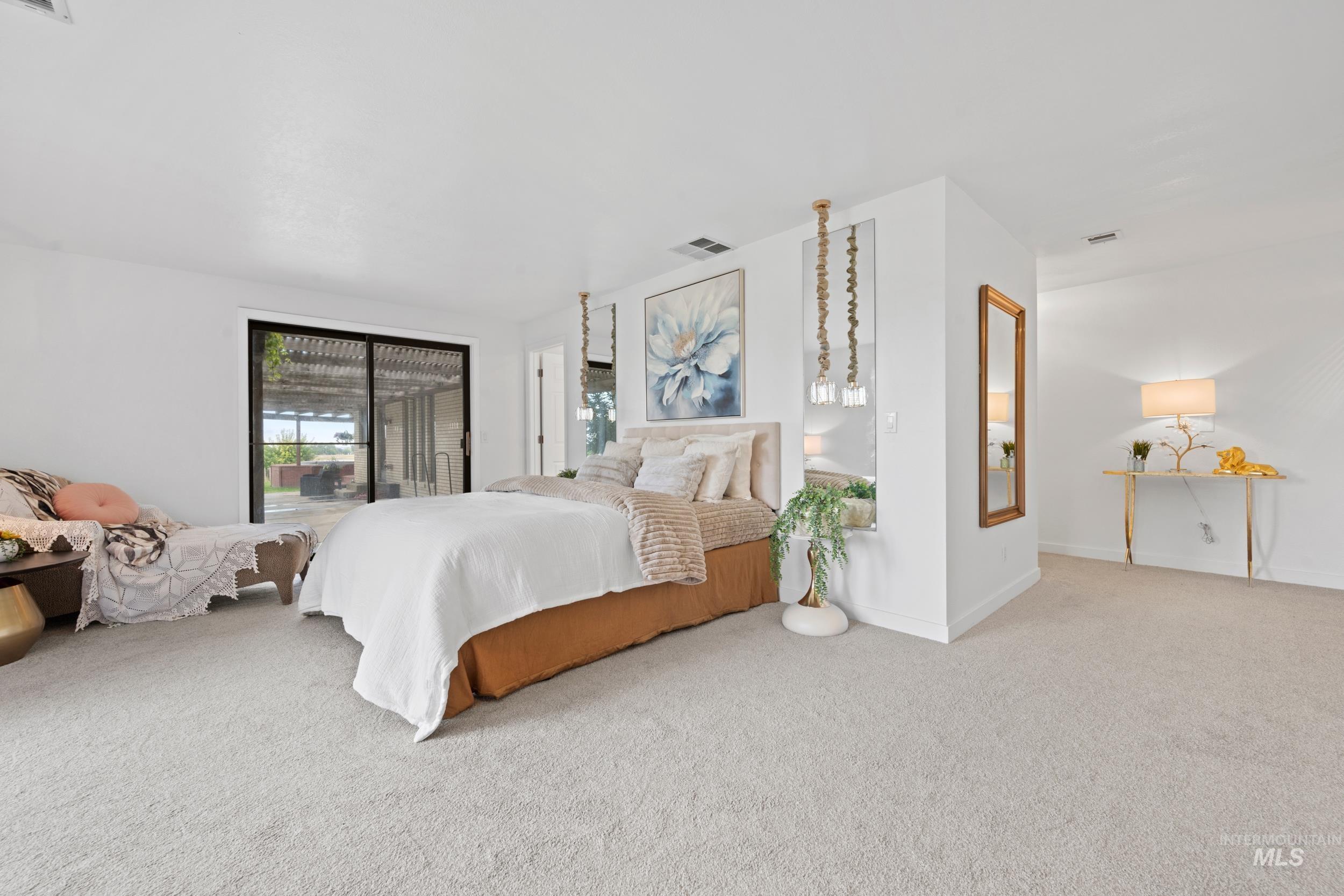 15698 Yoder Ave, Caldwell, Idaho 83607, 7 Bedrooms, 3.5 Bathrooms, Residential For Sale, Price $970,000,MLS 98963685