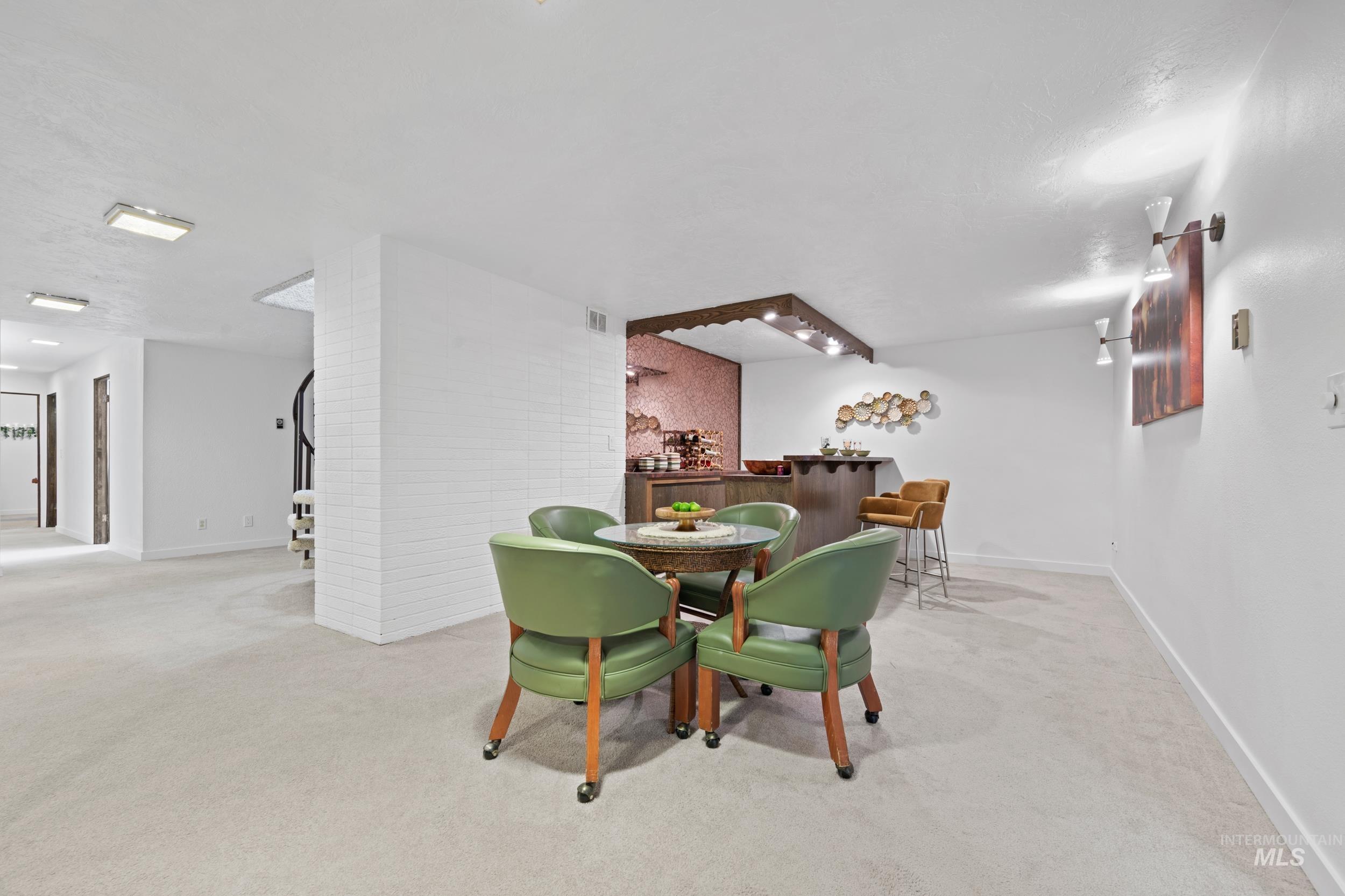 15698 Yoder Ave, Caldwell, Idaho 83607, 7 Bedrooms, 3.5 Bathrooms, Residential For Sale, Price $970,000,MLS 98963685