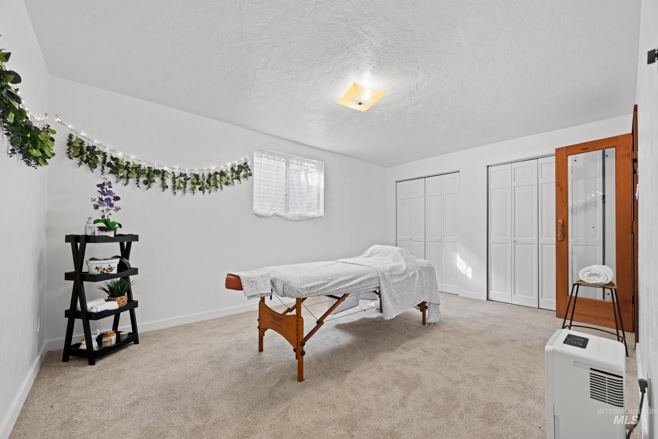 15698 Yoder Ave, Caldwell, Idaho 83607, 7 Bedrooms, 3.5 Bathrooms, Residential For Sale, Price $970,000,MLS 98963685