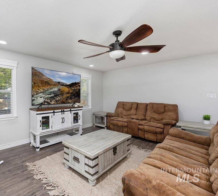 2522 Elizabeth Blvd, Twin Falls, Idaho 83301, 5 Bedrooms, 3 Bathrooms, Residential For Sale, Price $419,900,MLS 98963686